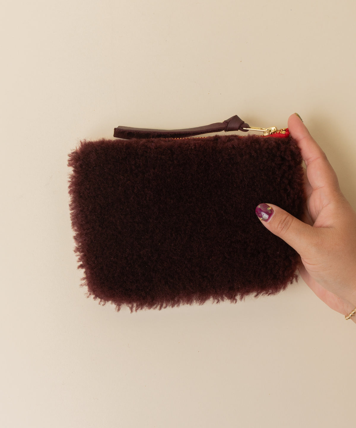 Maroon/Maroon Lambswool Essential Pouch