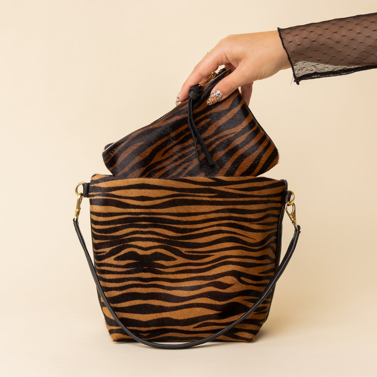 Okapi/Hickory Party Animal Bucket