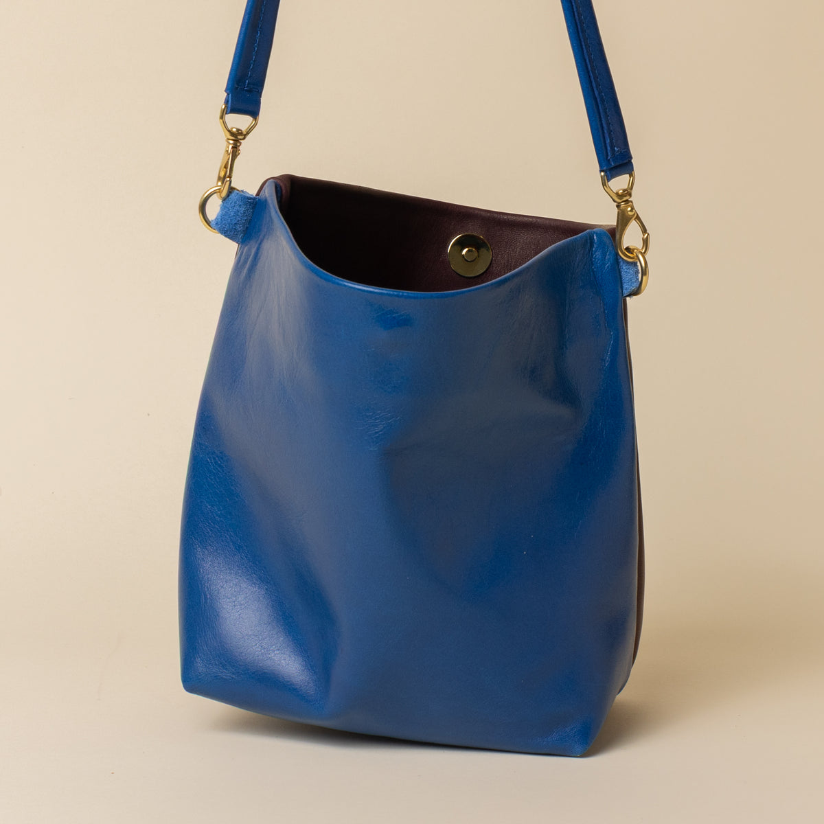 Maroon/Cerulean Party Bucket