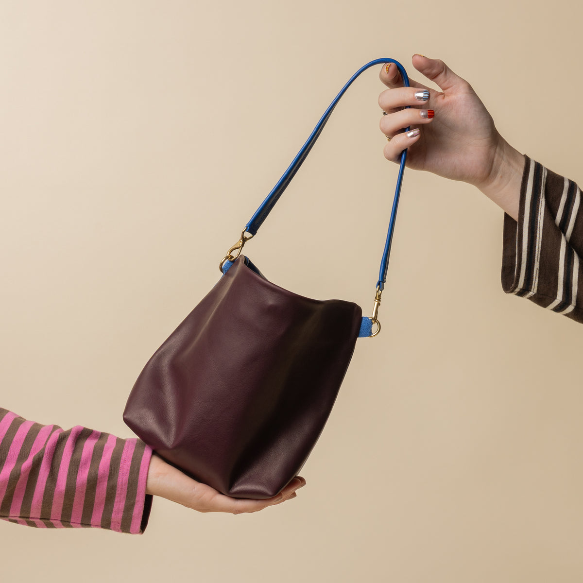 Maroon/Cerulean Party Bucket