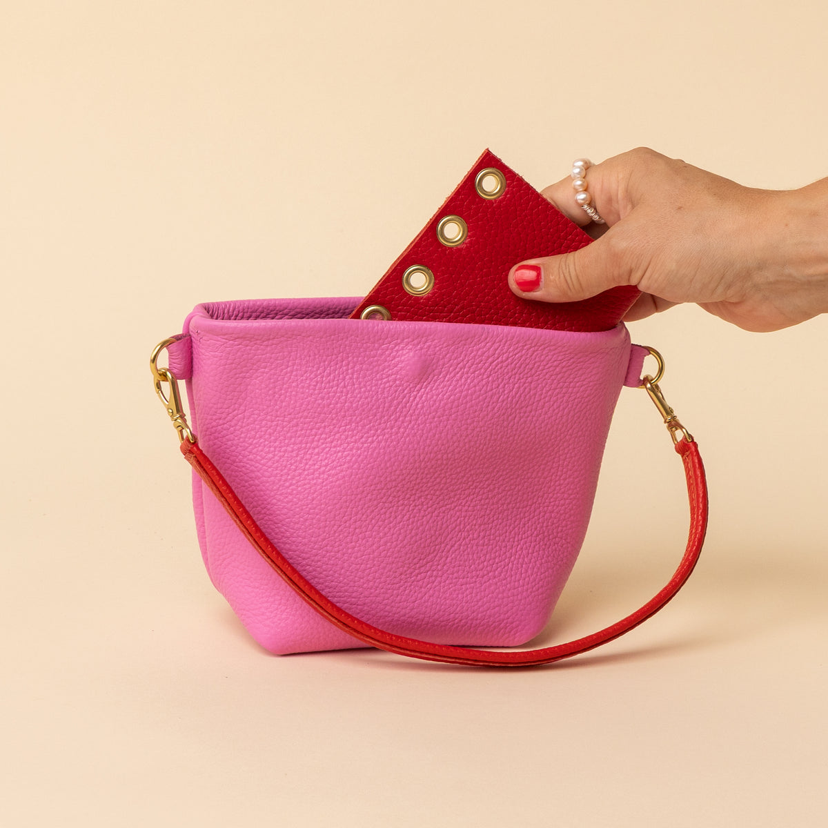 Bubblegum Little Sister Bucket