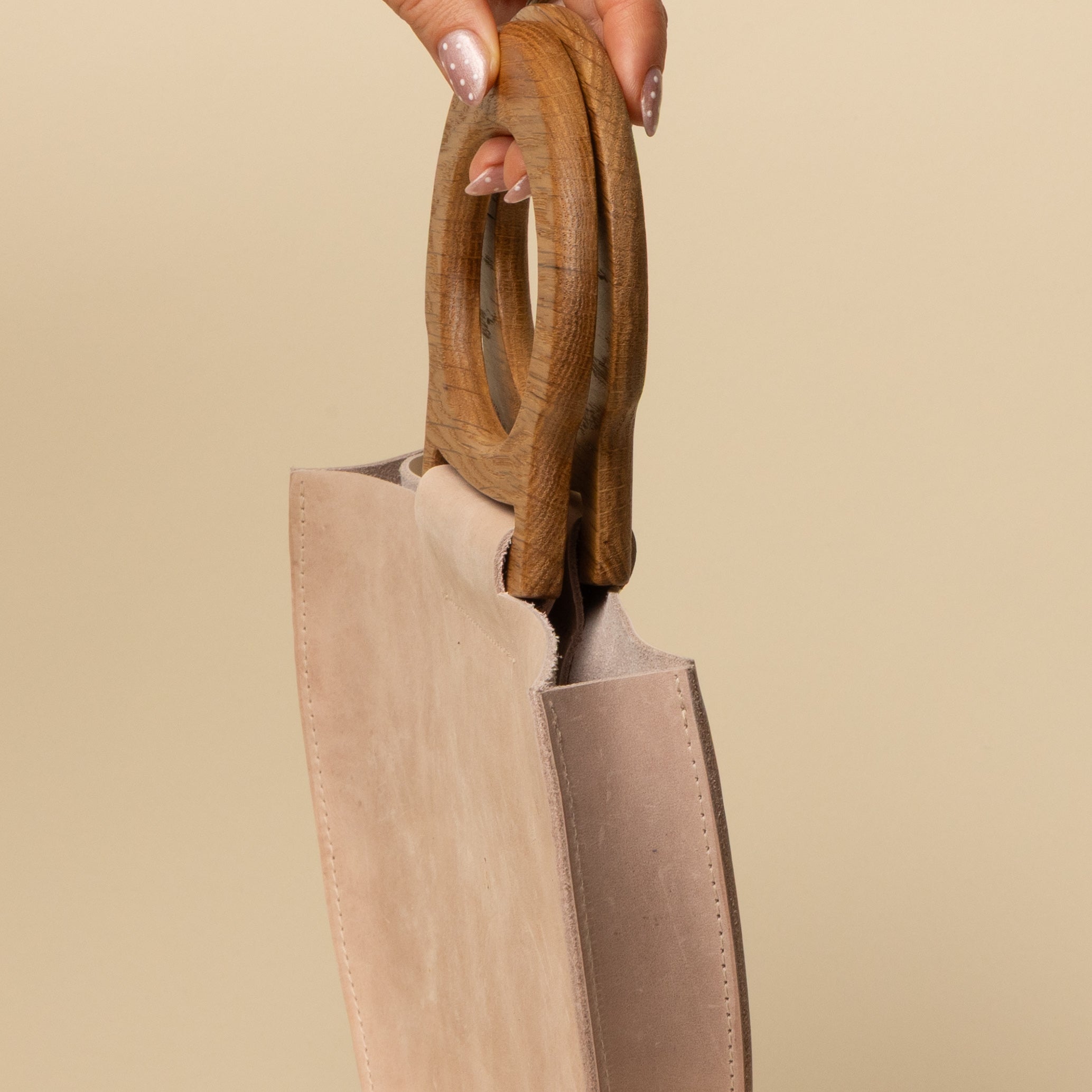 Mushroom/Oak Crescent Woodie