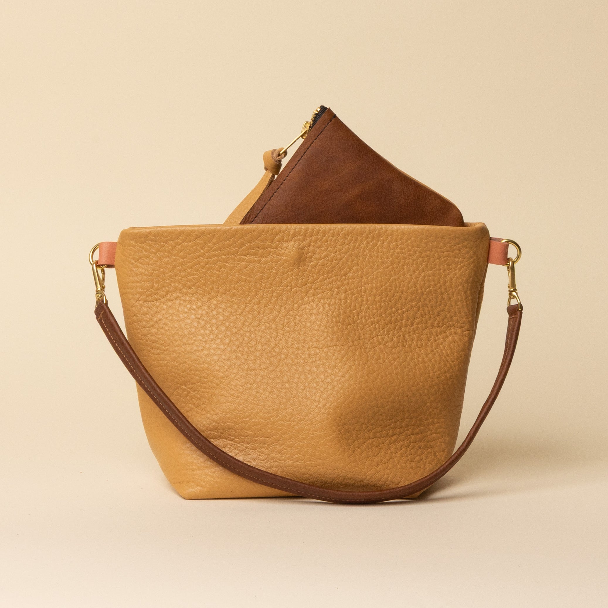 Bright Camel Party Bucket