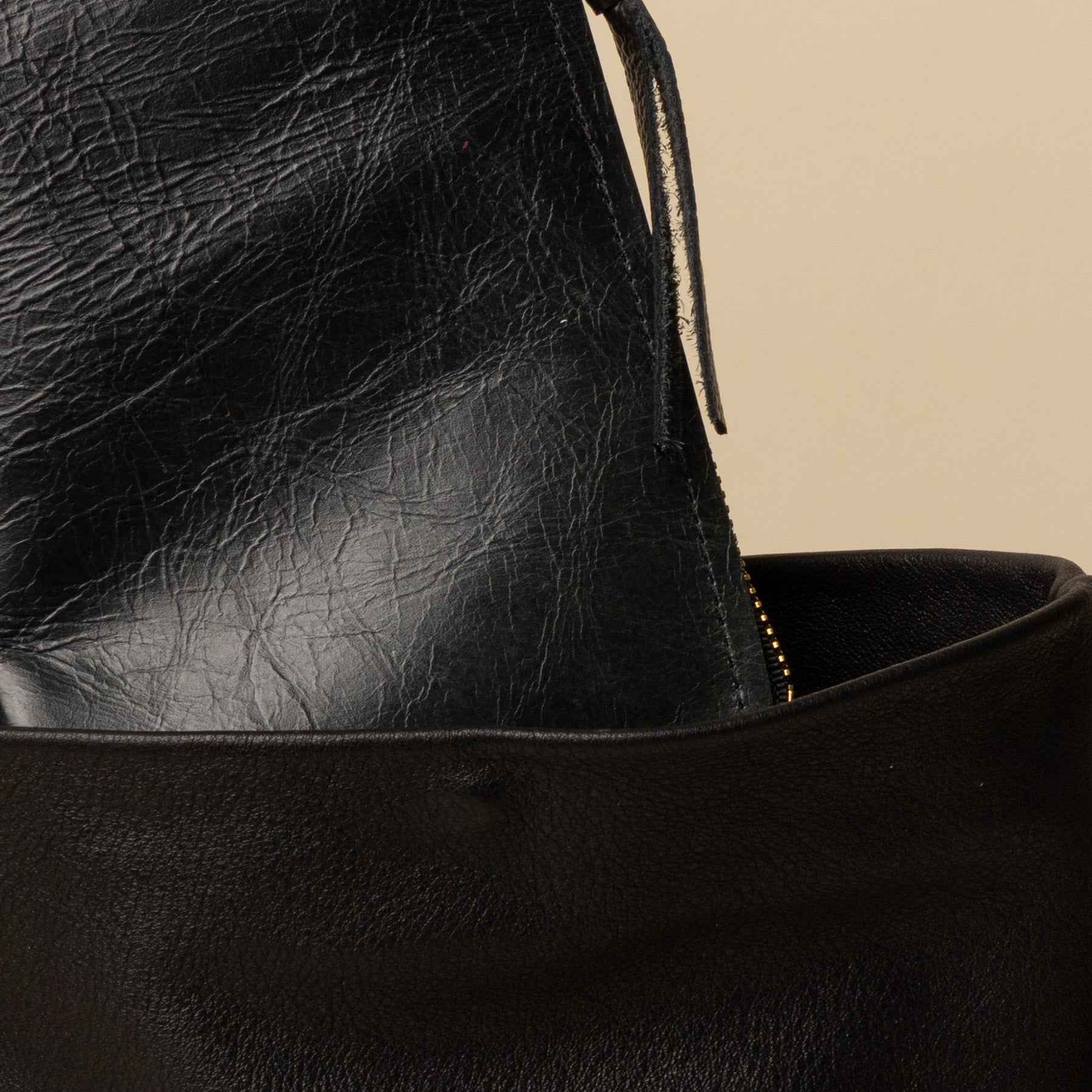 Black Party Bucket