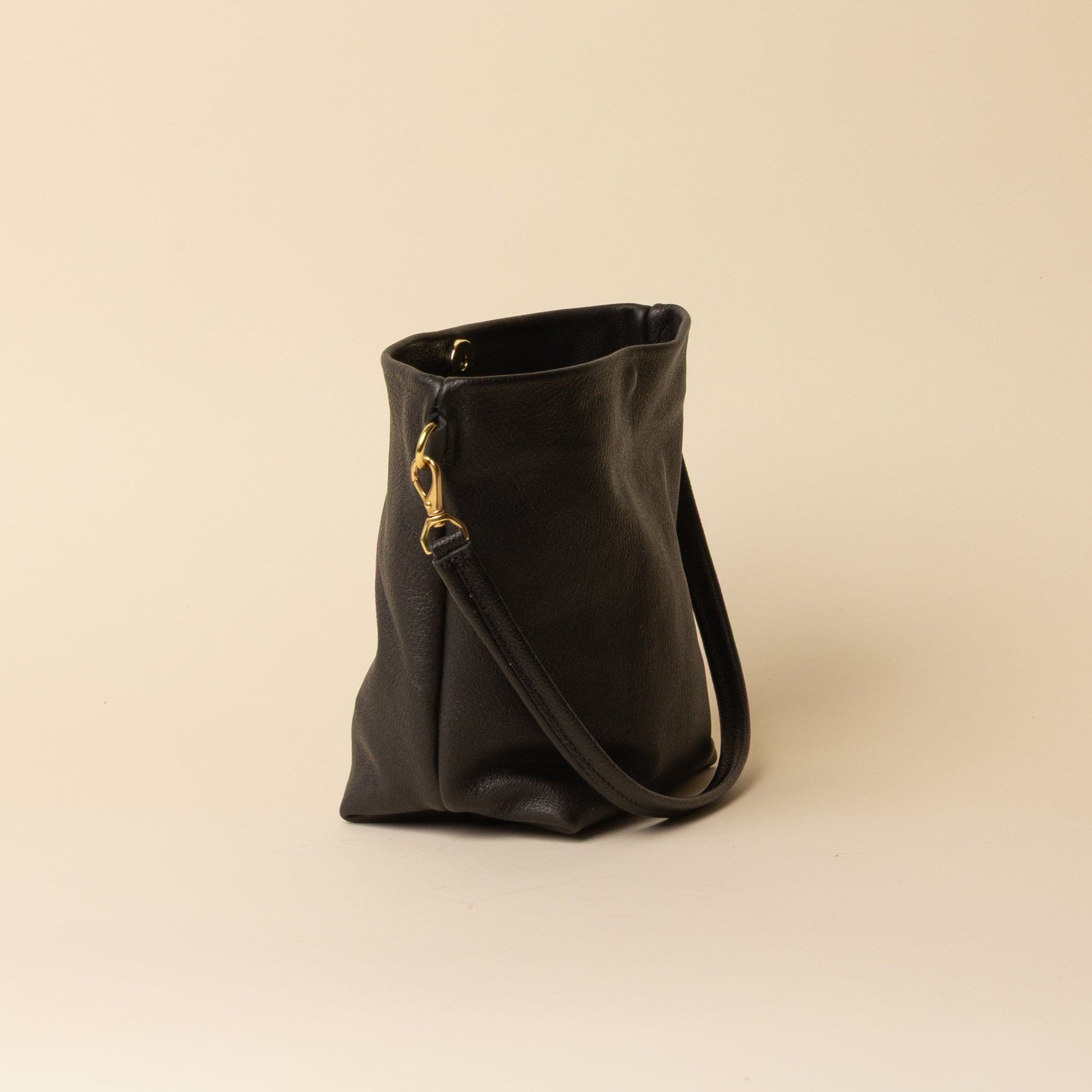 Black Party Bucket