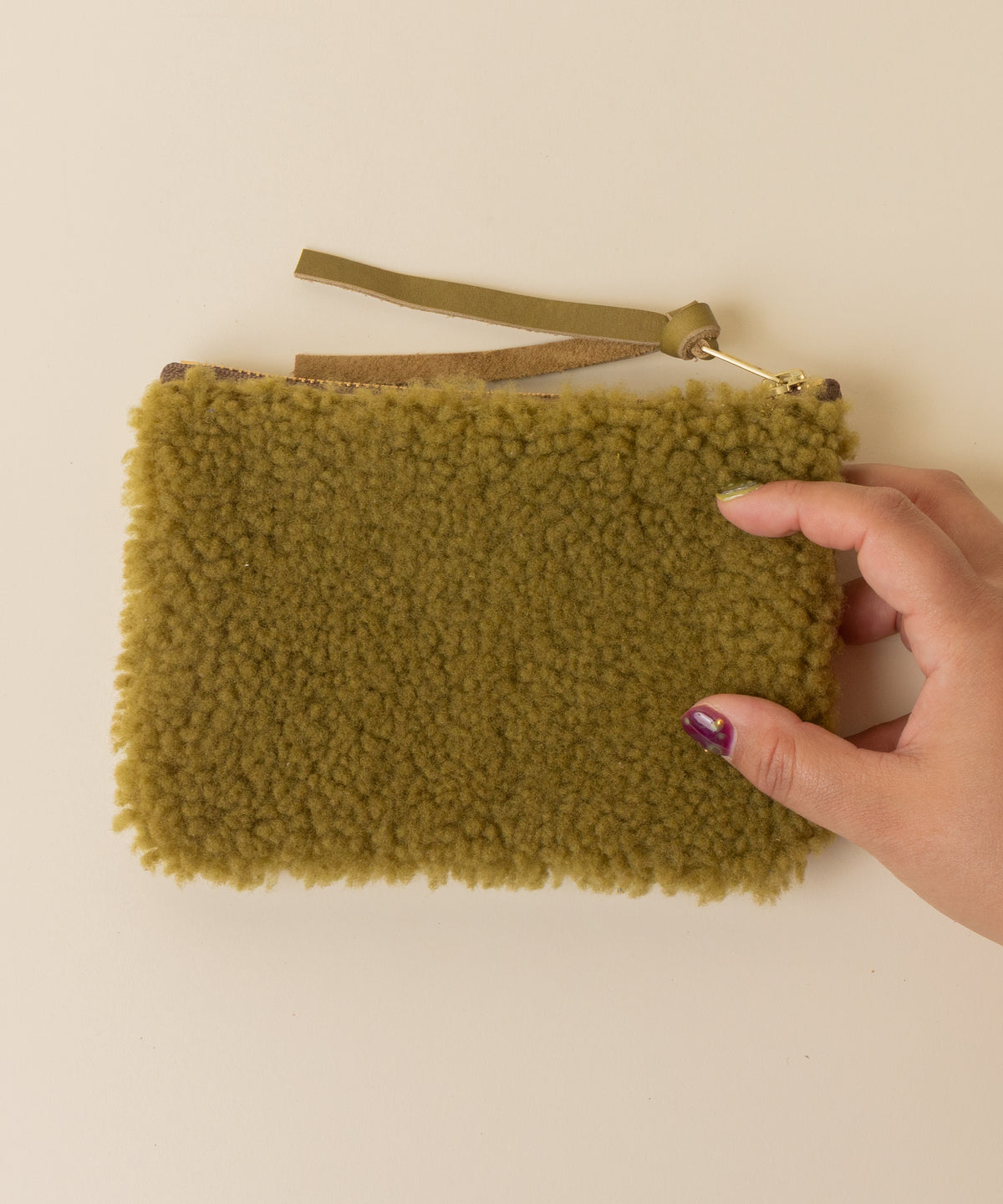 Tarragon/Kiwi Lambswool Essential Pouch