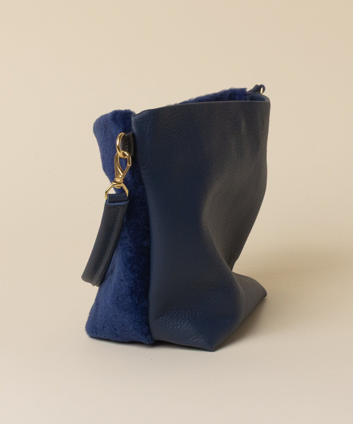 Sapphire Shearling Party Bucket