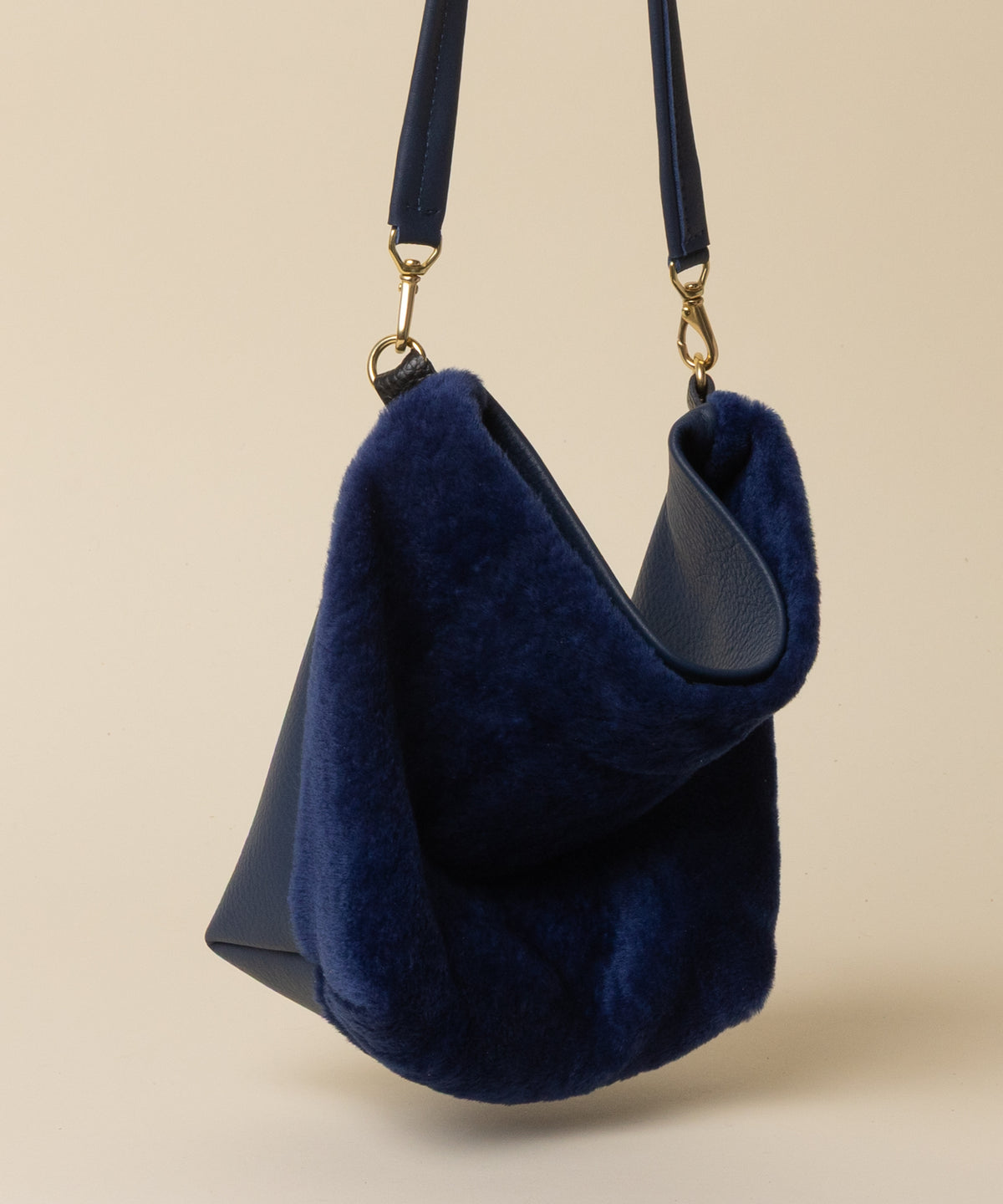 Sapphire Shearling Party Bucket
