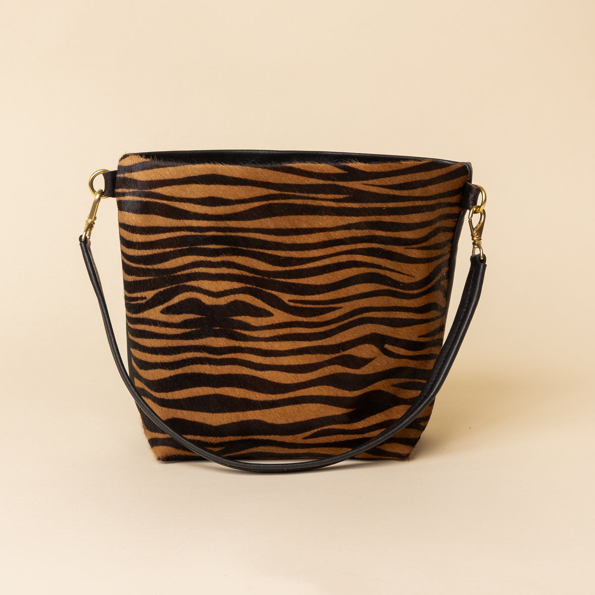 Okapi/Black Party Animal Bucket