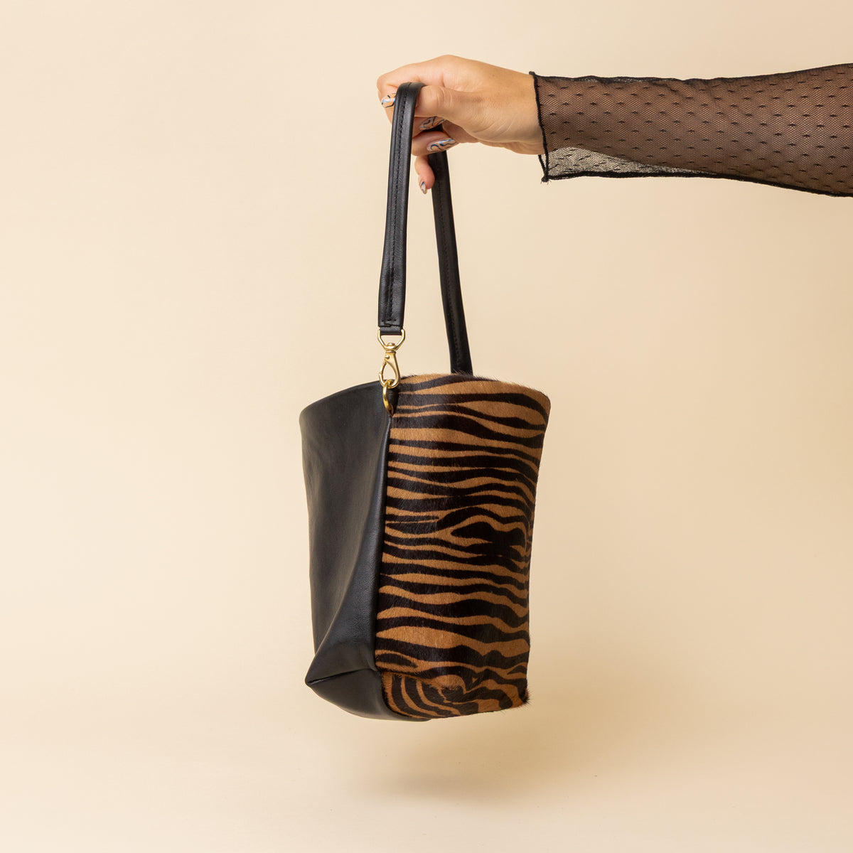 Okapi/Black Party Animal Bucket