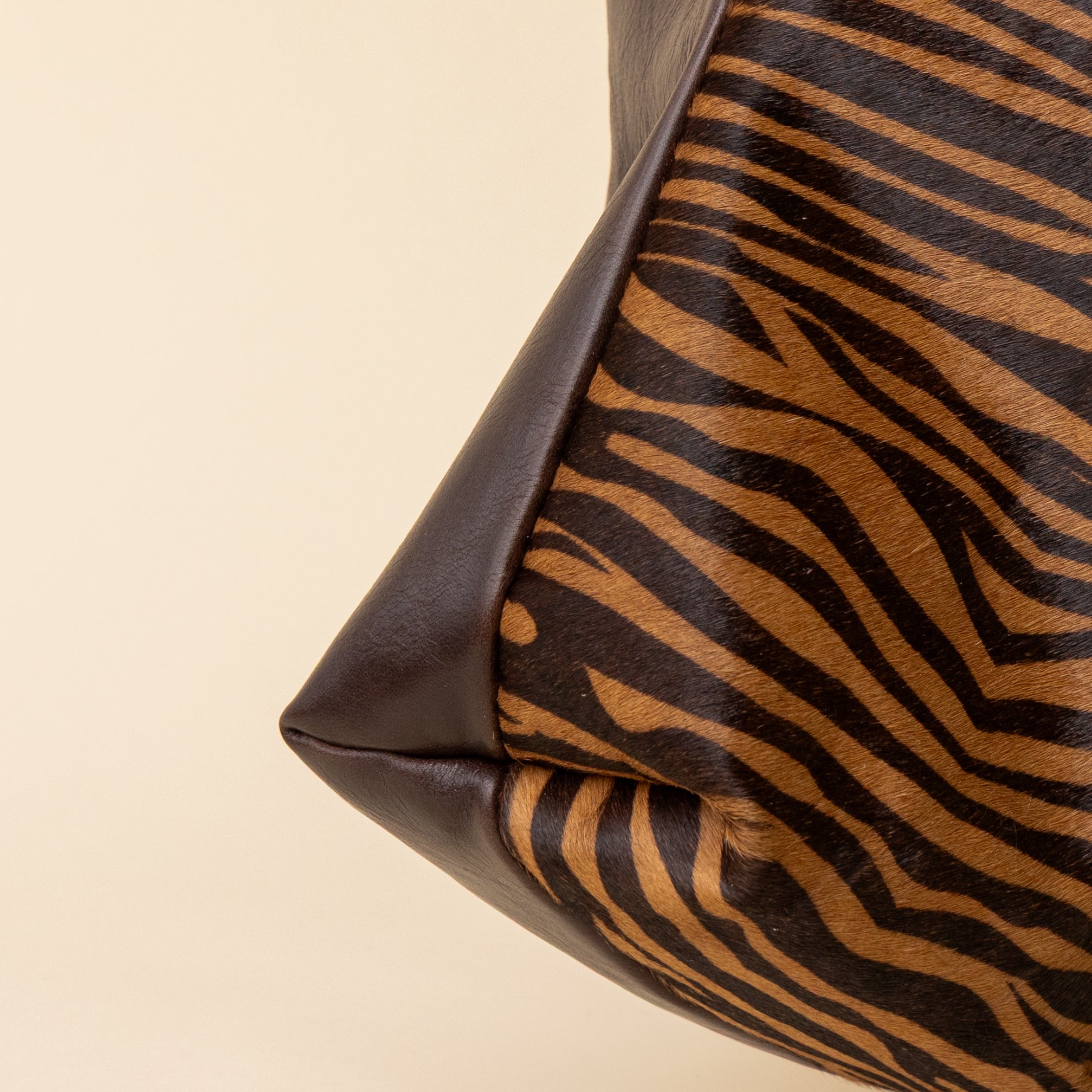 Okapi/Hickory Party Animal Bucket