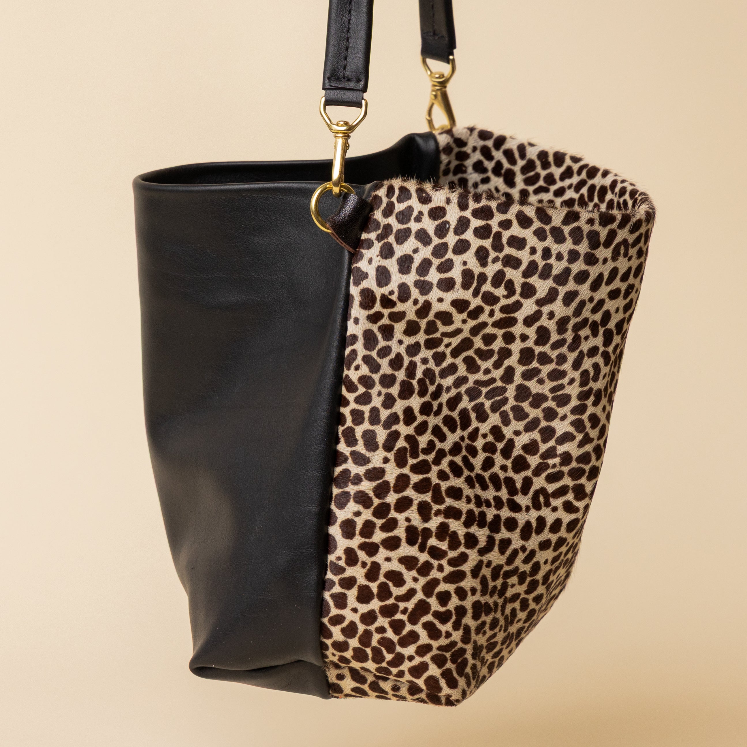 White Speckle/Black Party Animal Bucket