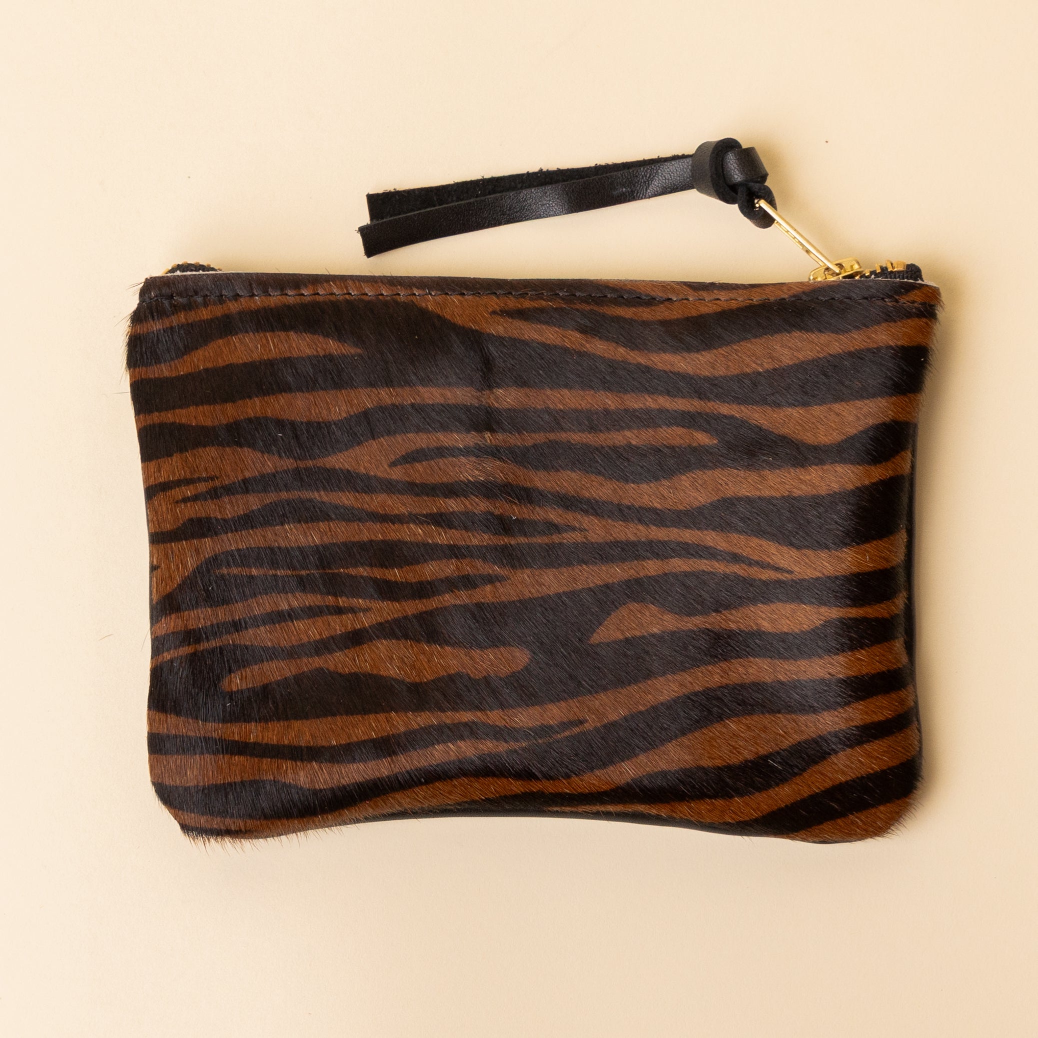 Okapi/Black Essential Pouch