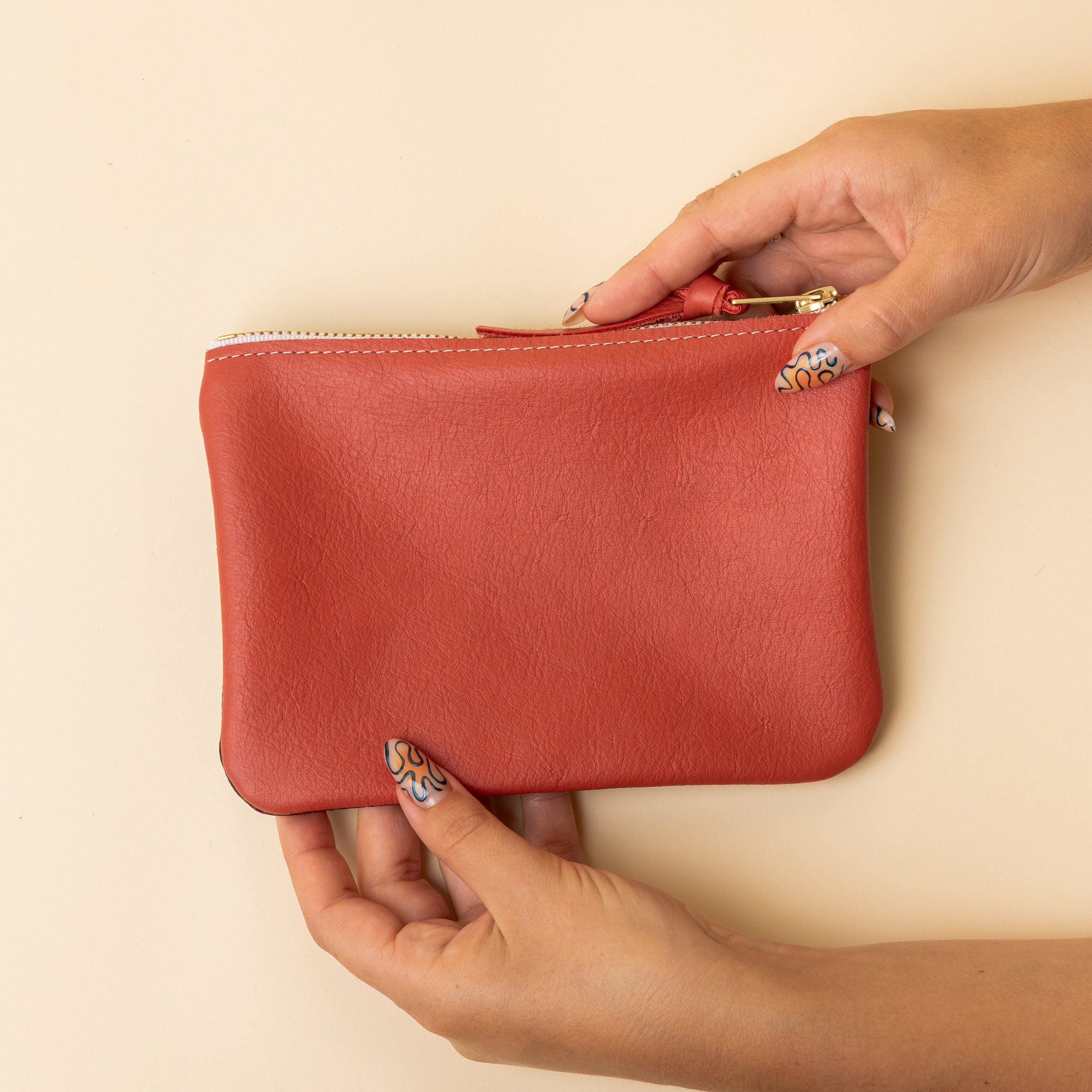 Wine/Papaya Essential Pouch