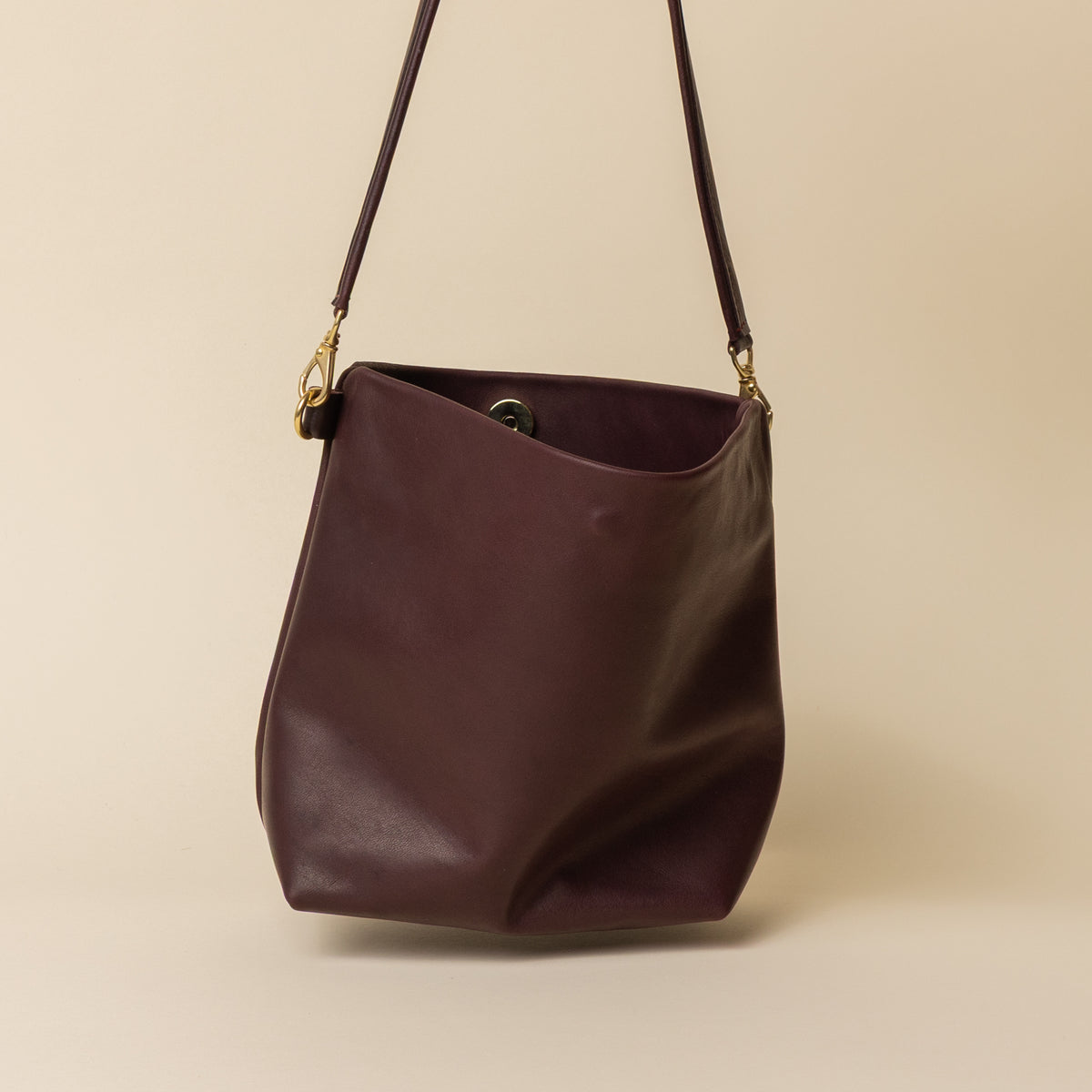 Maroon Party Bucket
