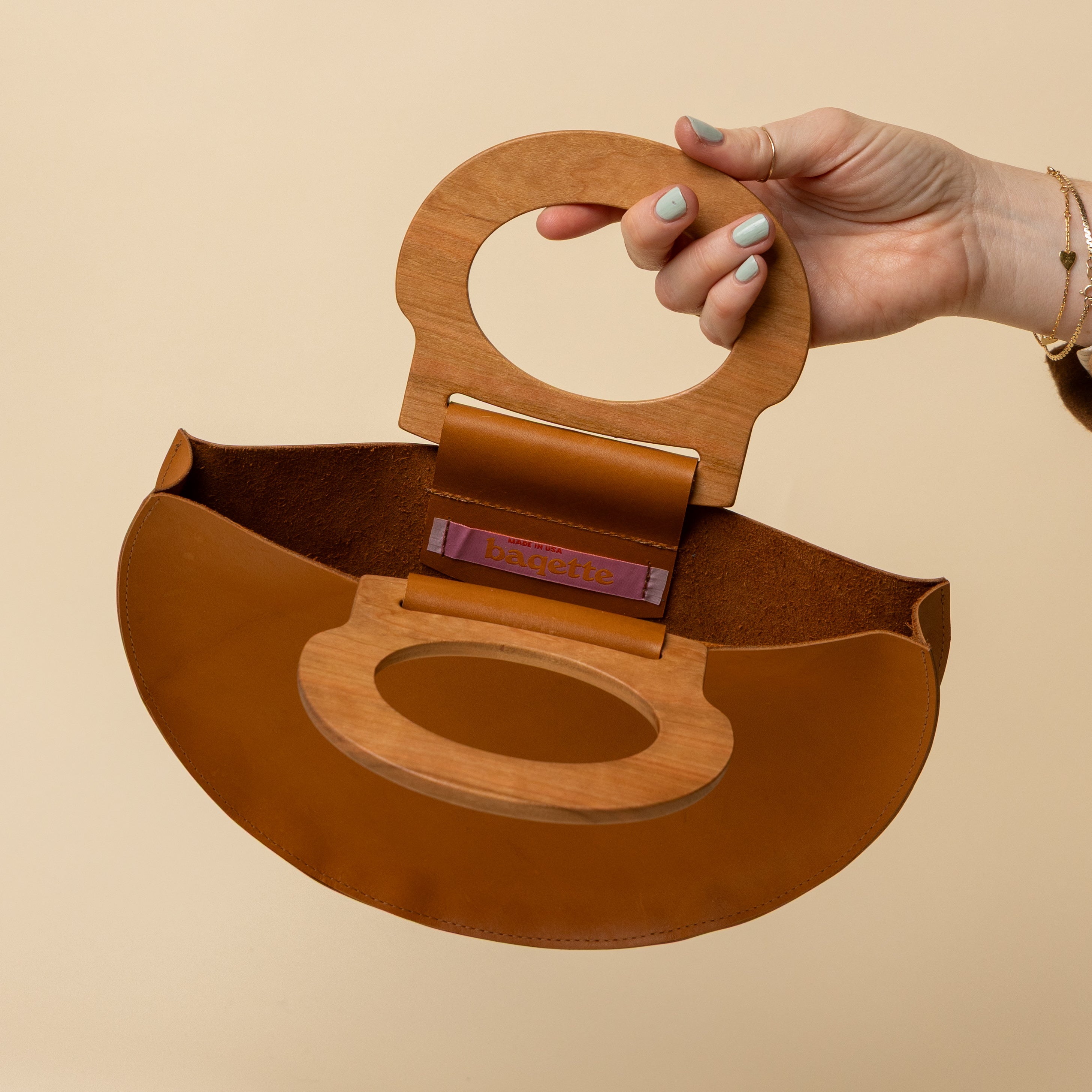 Ginger/Cherry Crescent Woodie