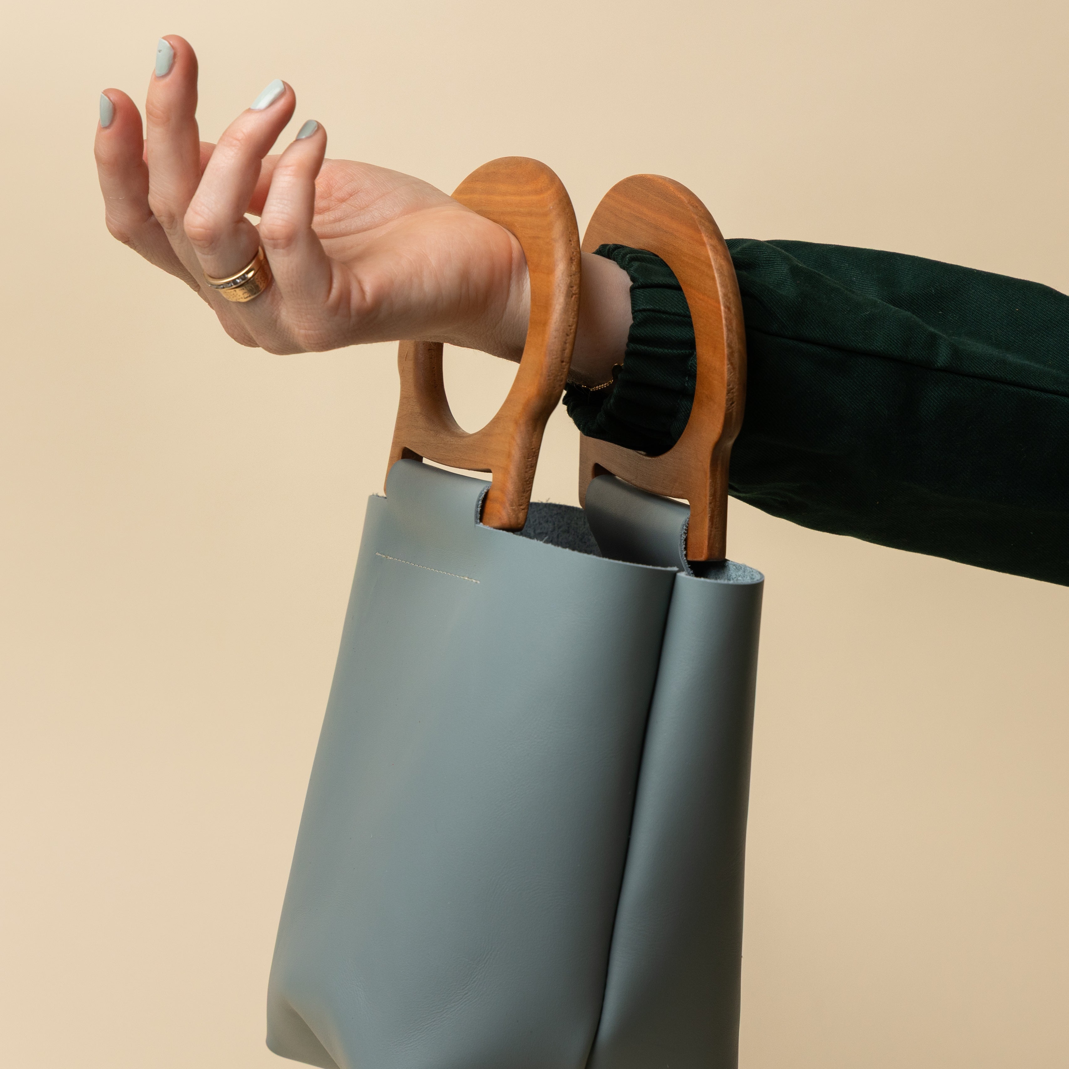 Seafoam/Cherry Mini Picnic Tote