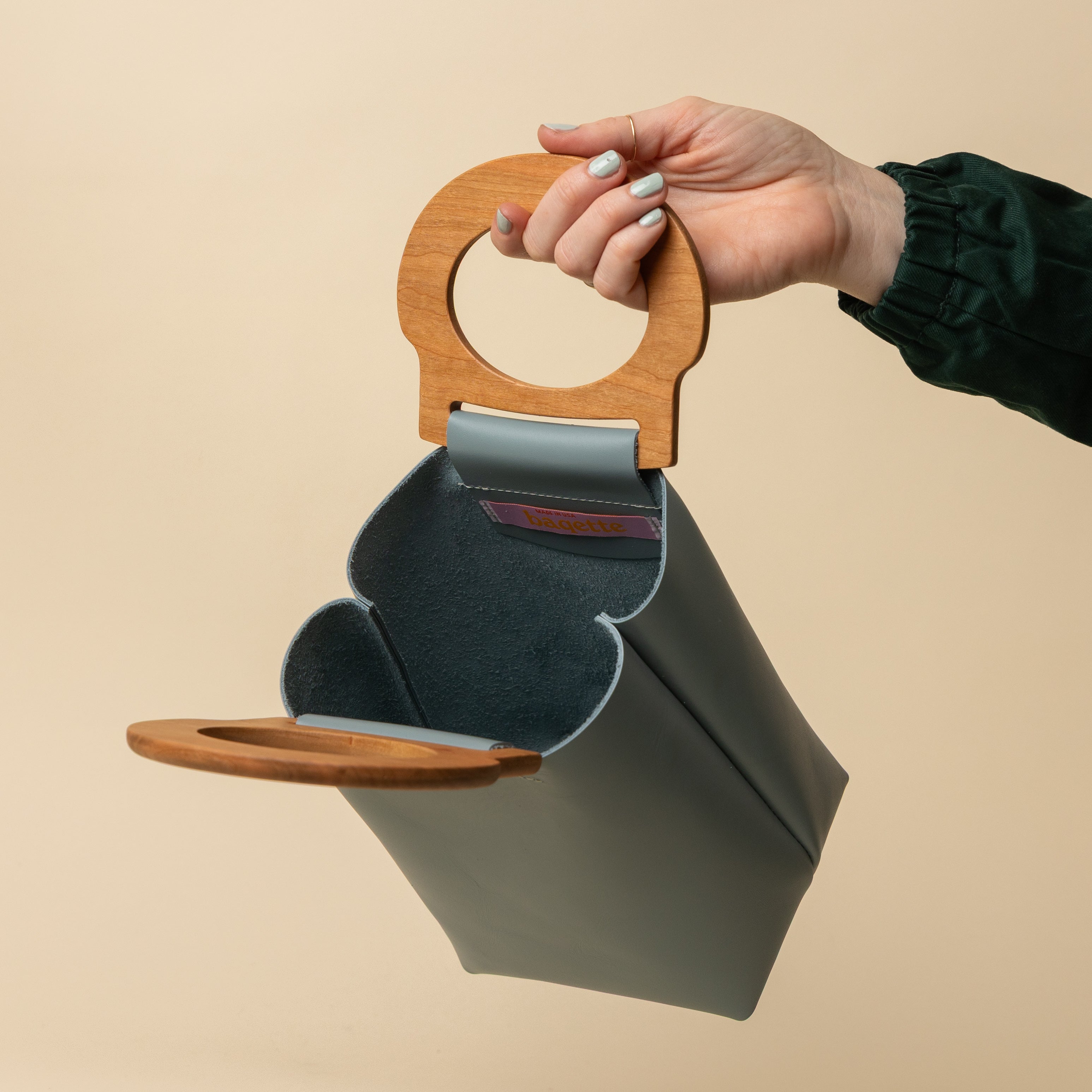 Seafoam/Cherry Mini Picnic Tote