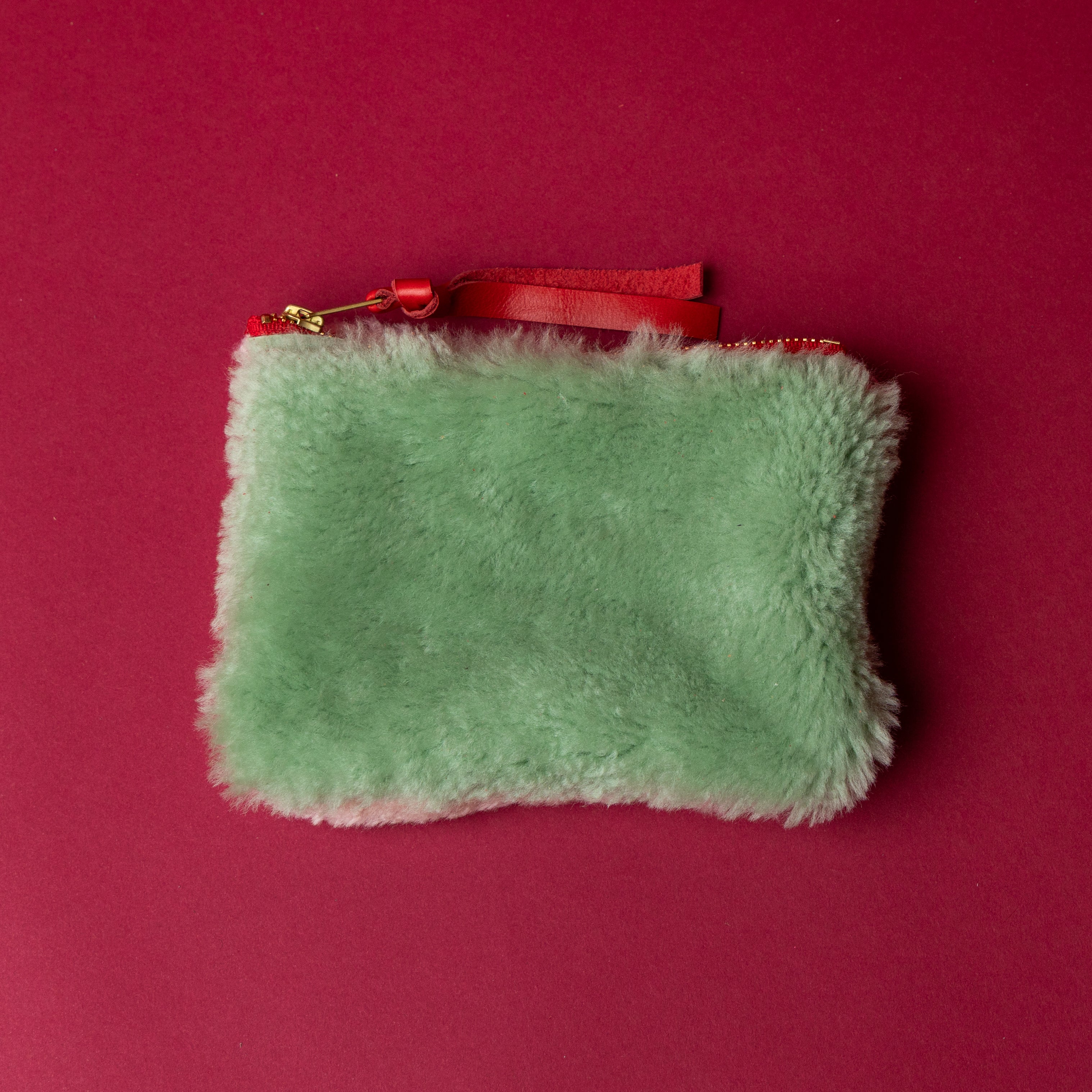 Ambrosia Lambswool Essential Pouch