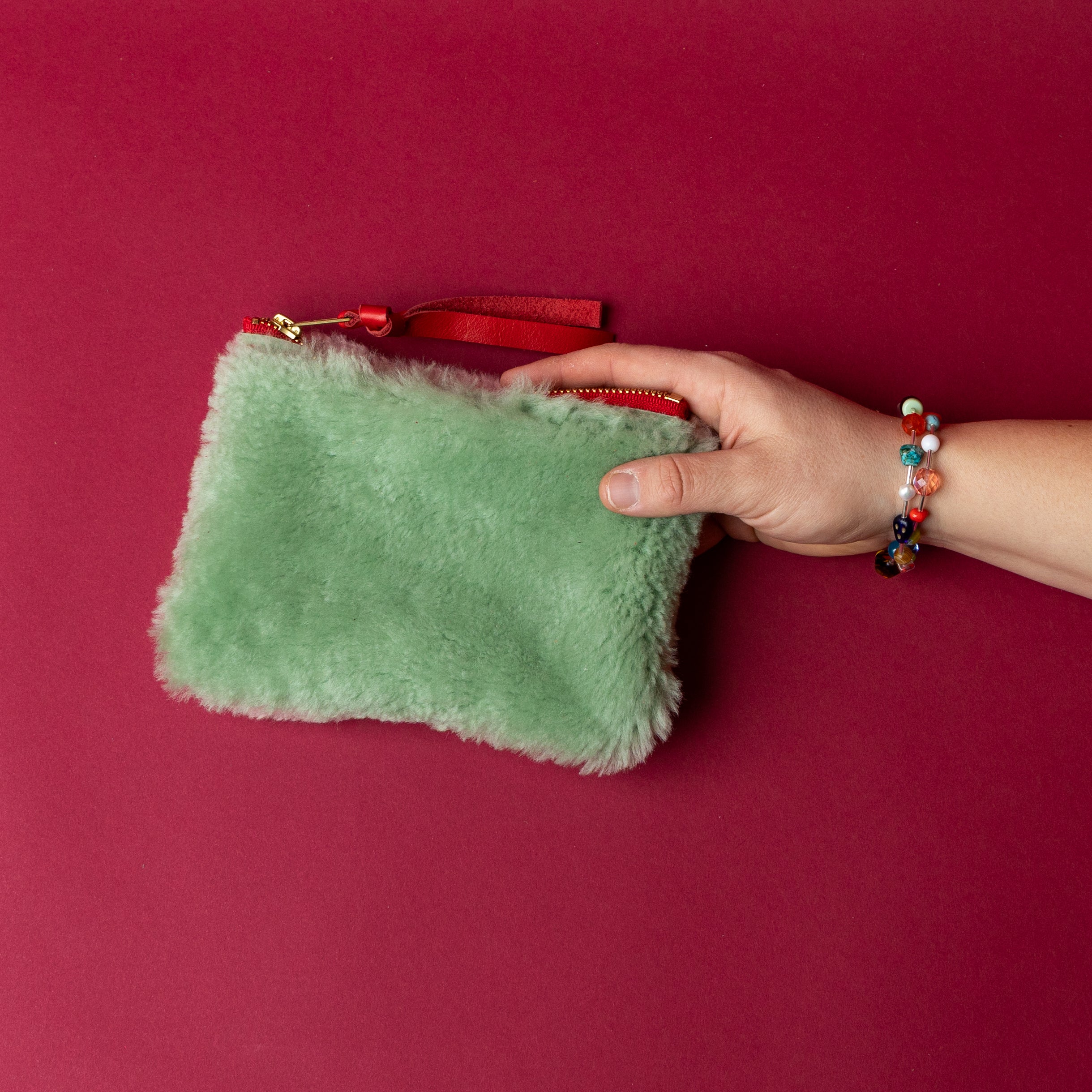 Ambrosia Lambswool Essential Pouch