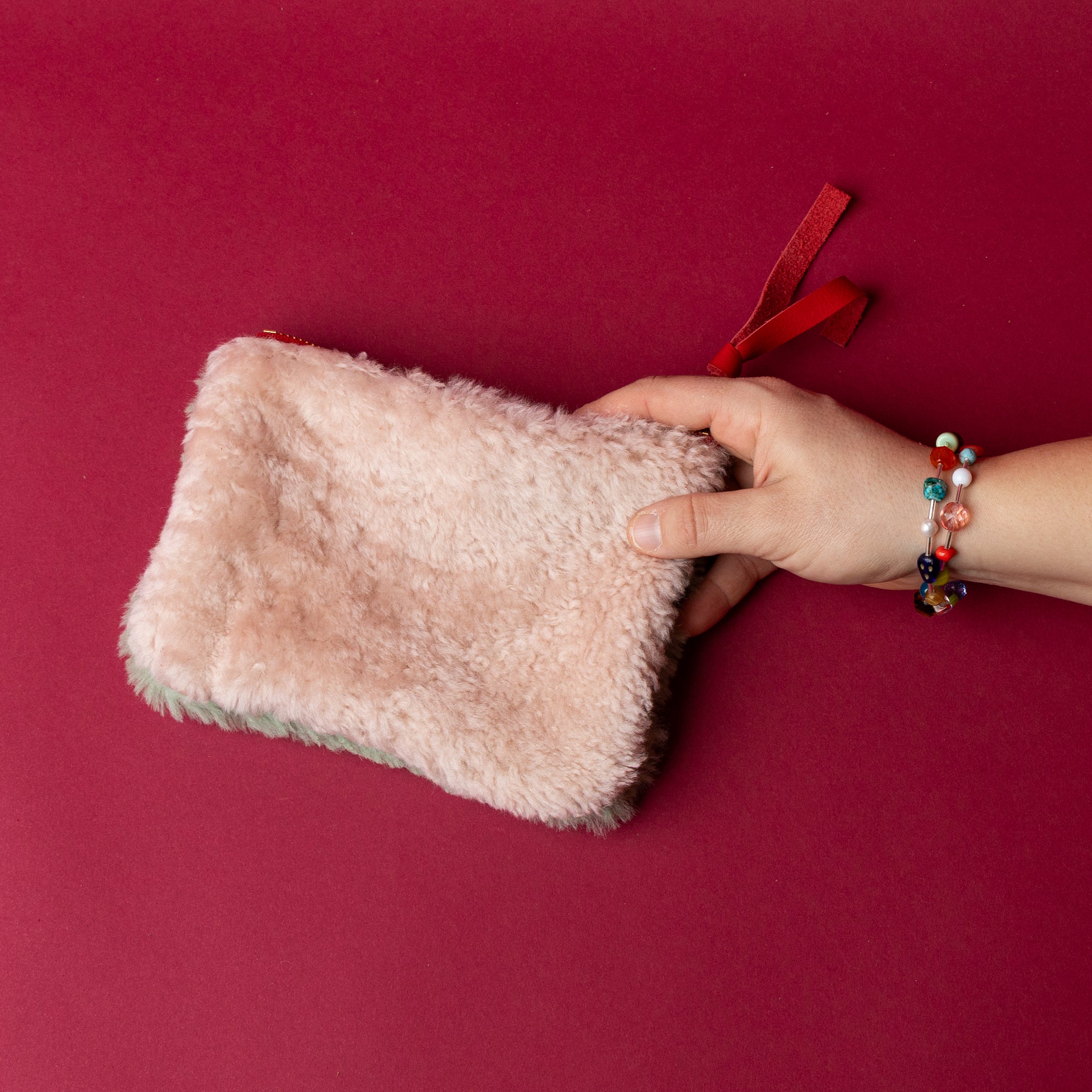 Ambrosia Lambswool Essential Pouch