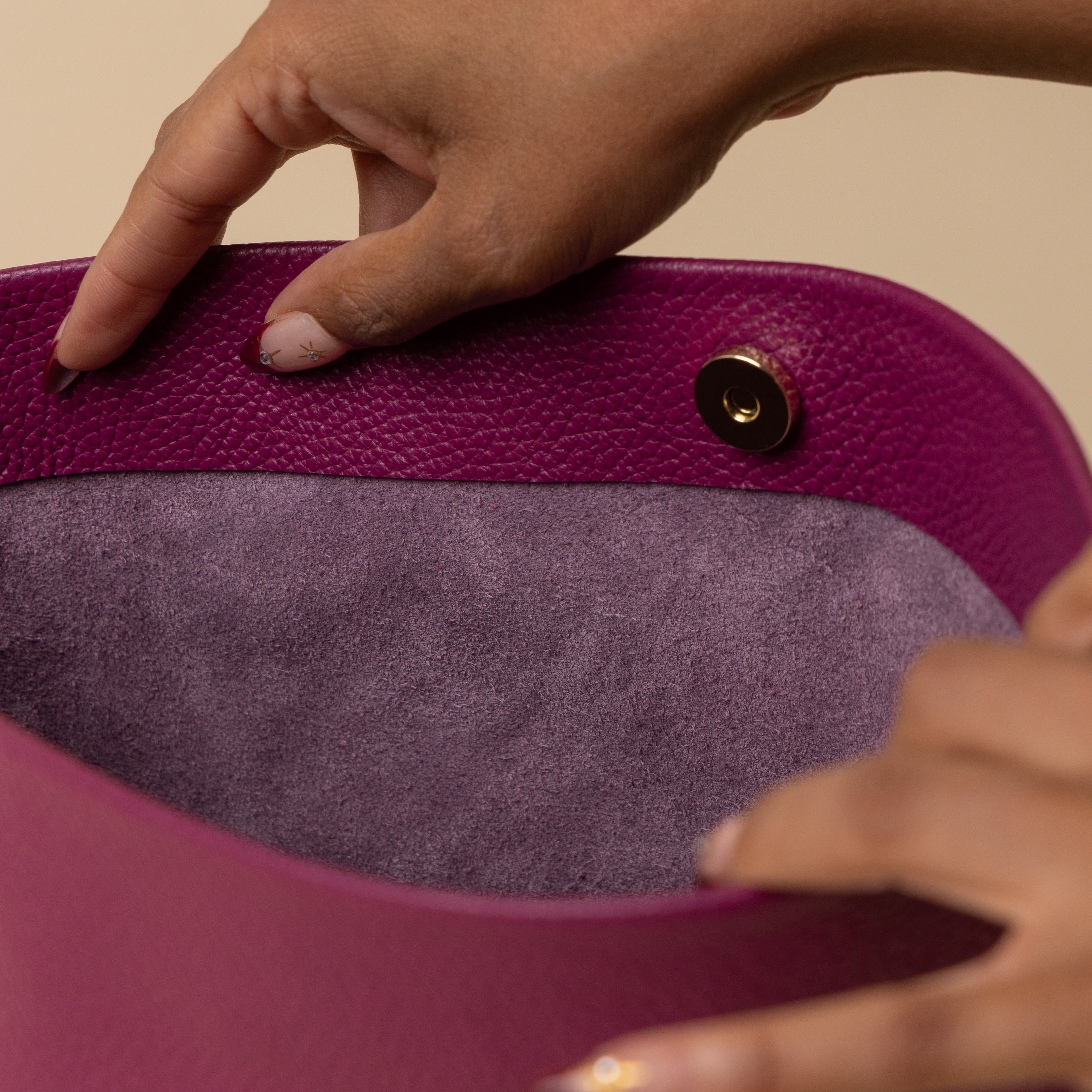 Magenta Big Sister Bucket