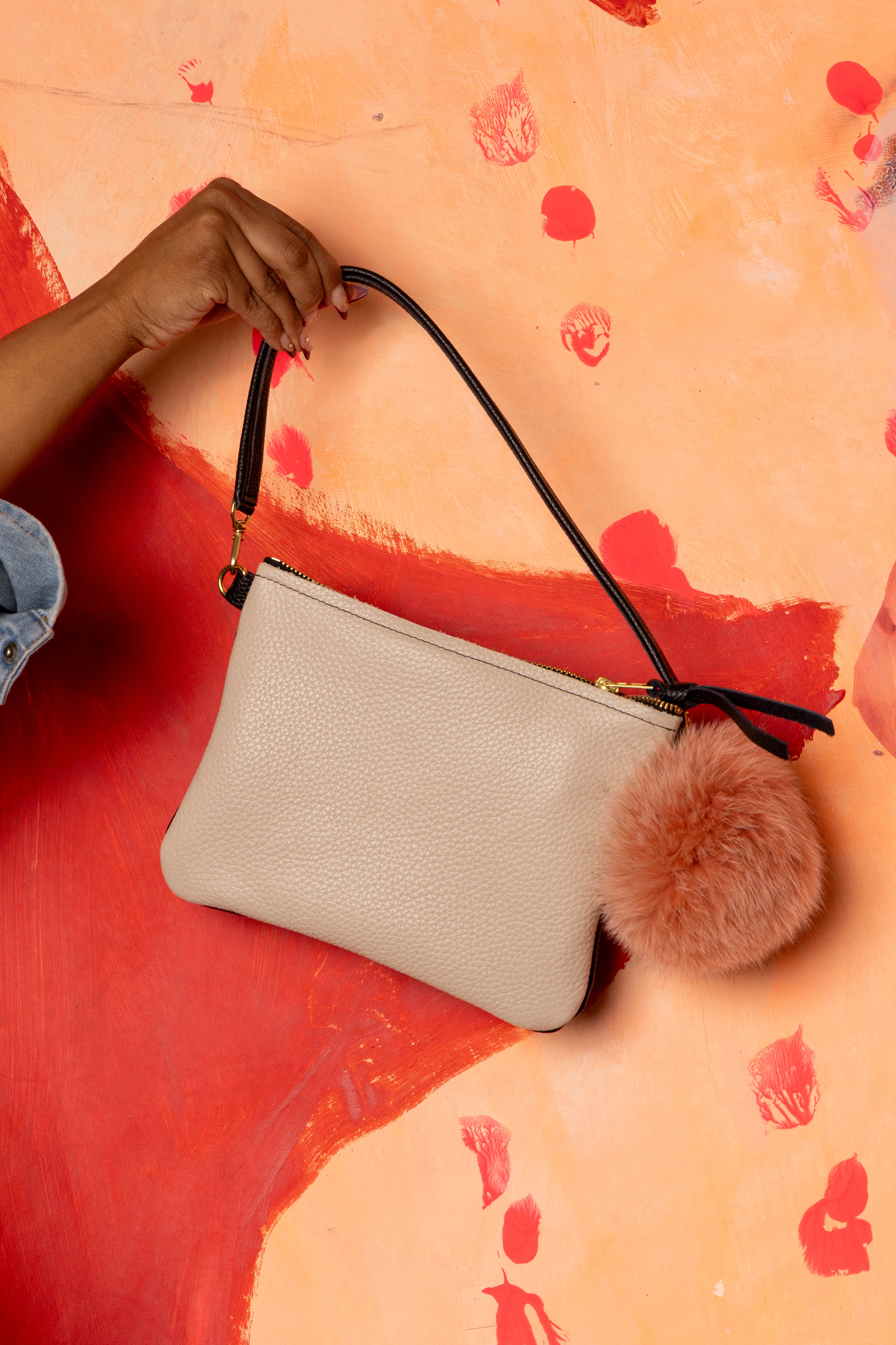 Black Pebble Grain/Cream Pebble Grain Crossbody