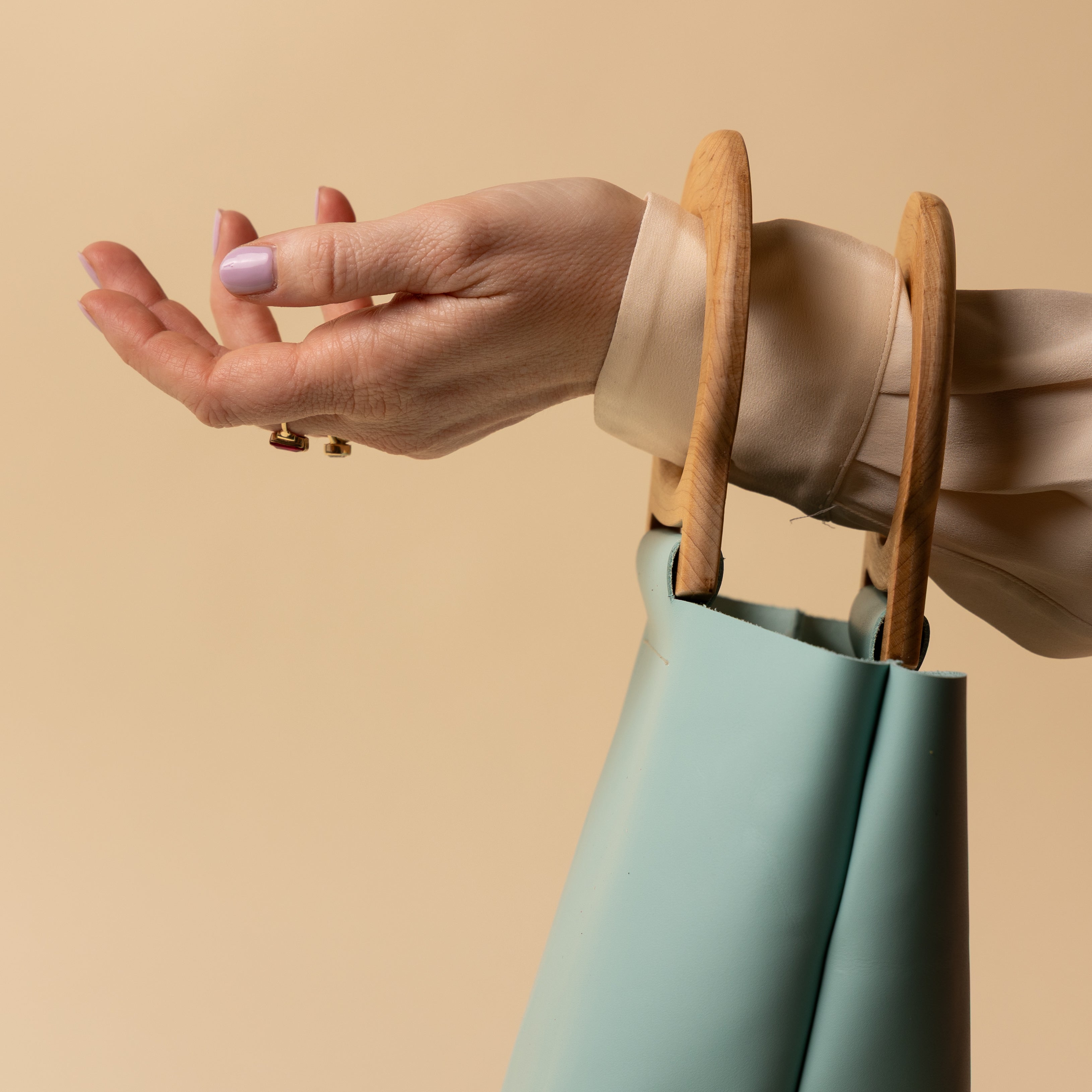 Robin's Egg/White Maple Mini Picnic Tote