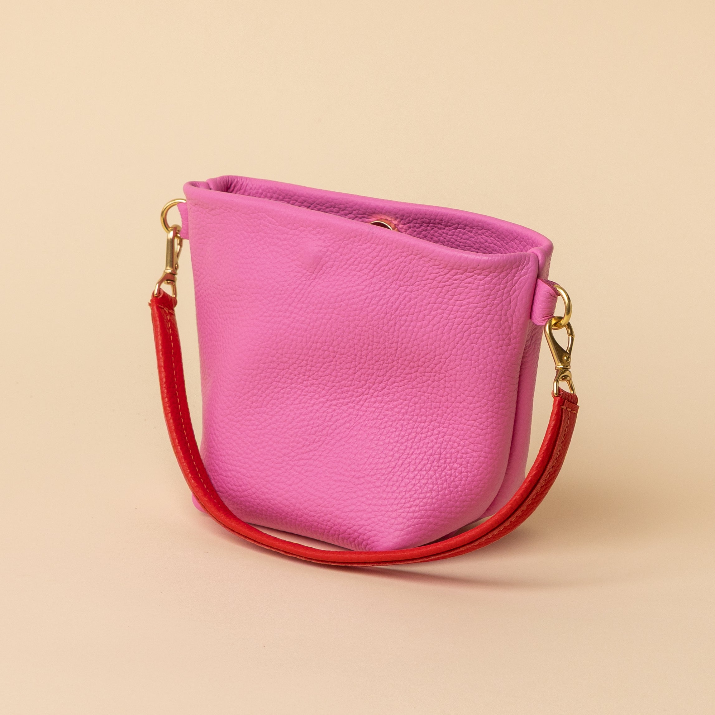 Bubblegum Little Sister Bucket