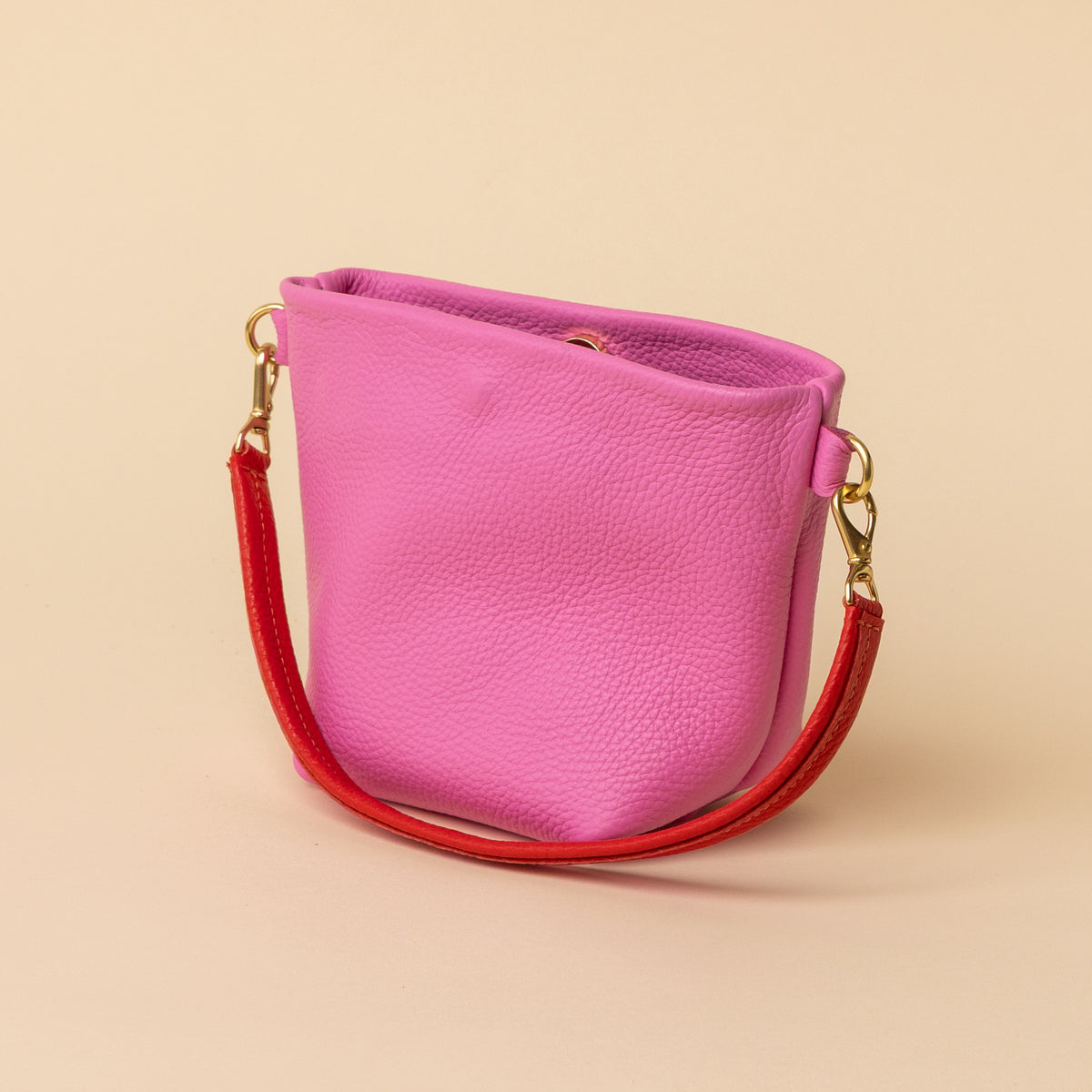 Bubblegum Little Sister Bucket