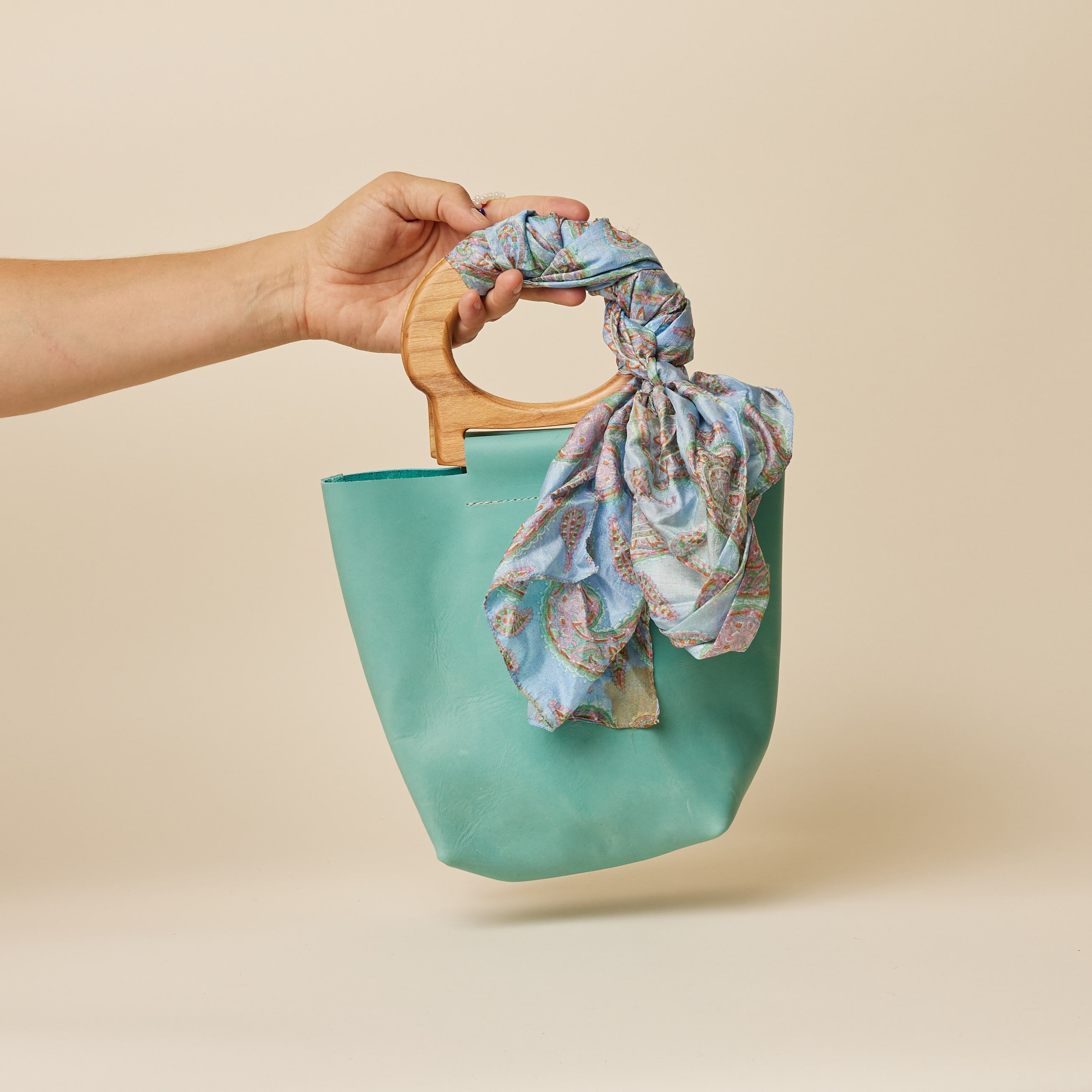 Aquamarine/Cherry Mini Picnic Tote
