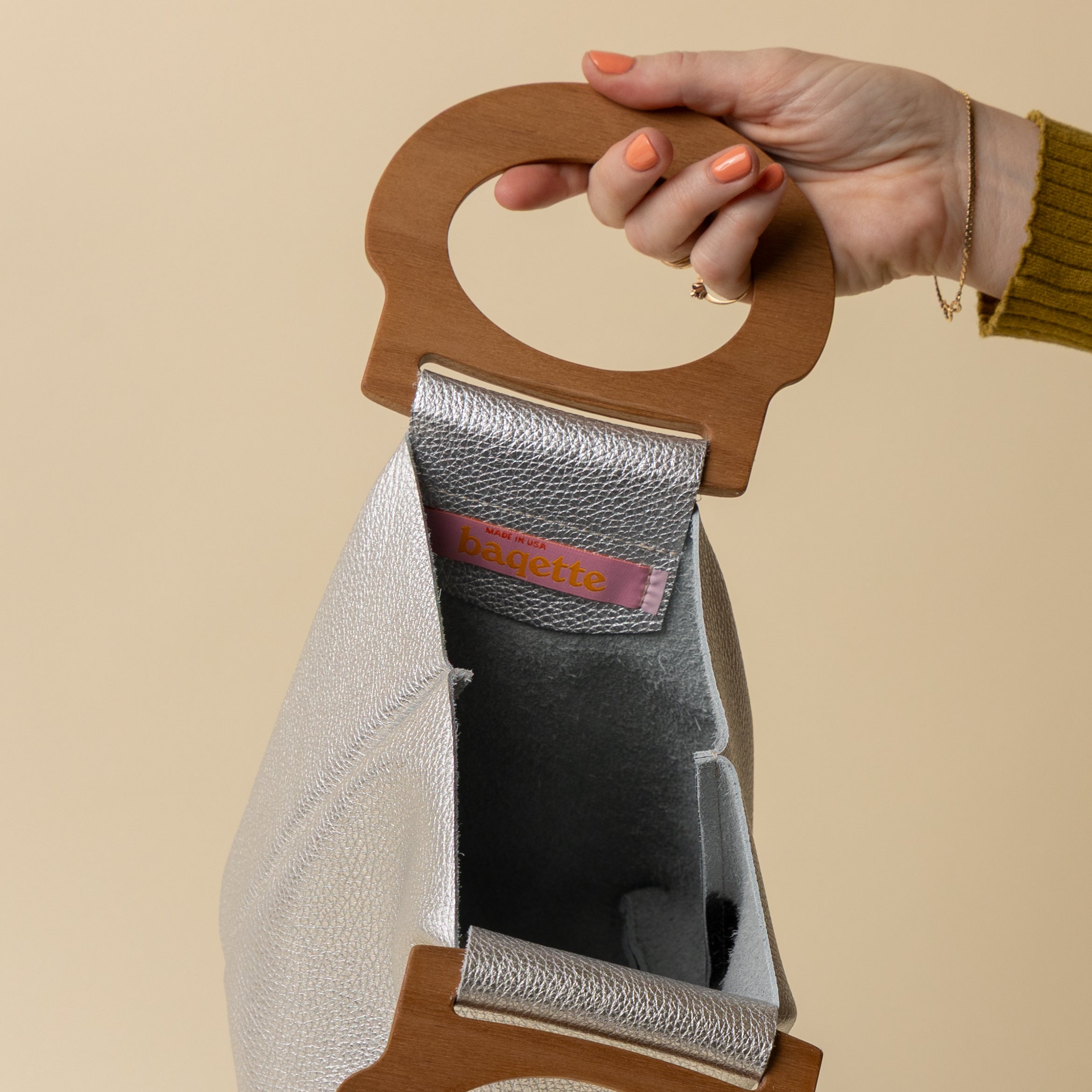 Metallic Silver/Walnut Mini Picnic Tote