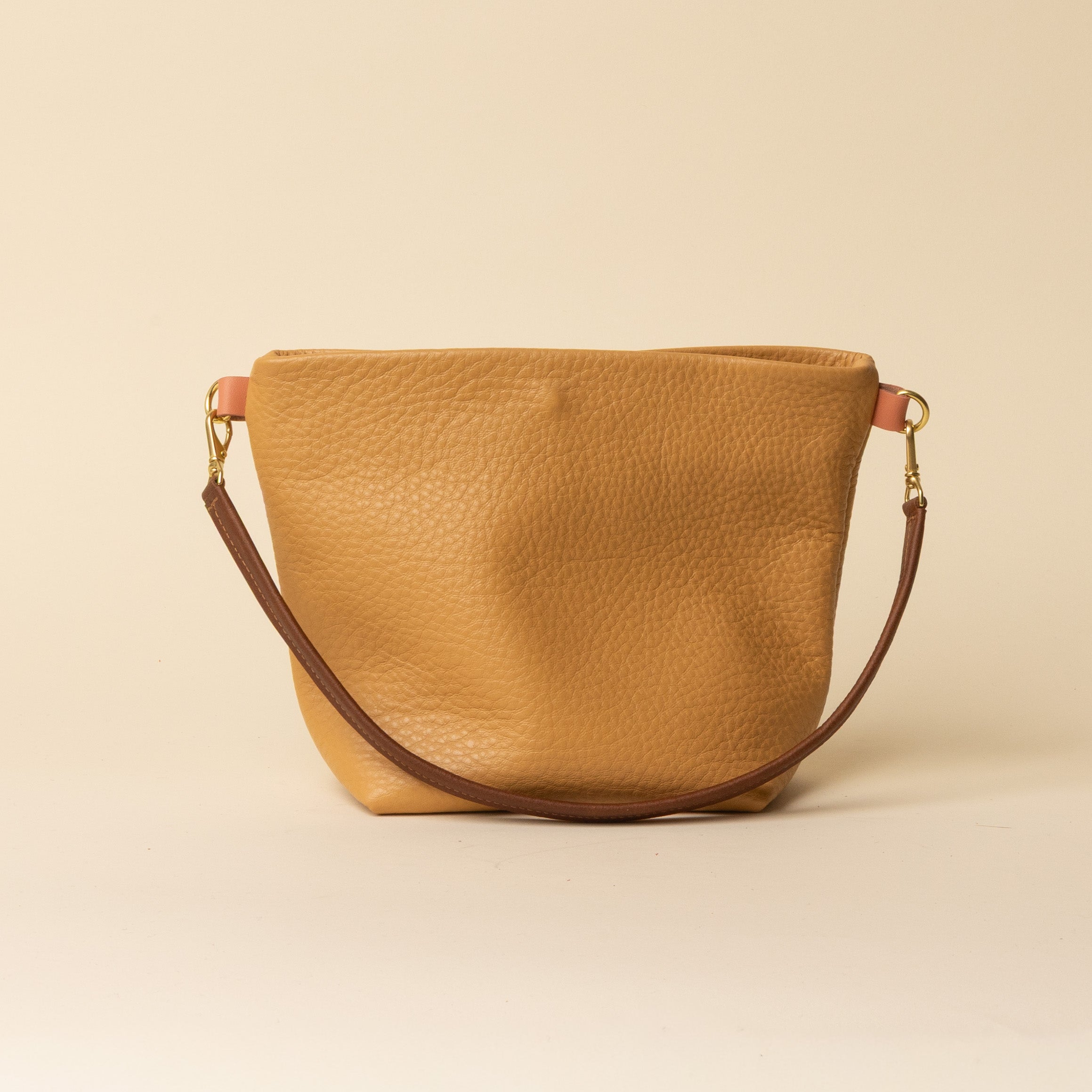 Bright Camel Party Bucket