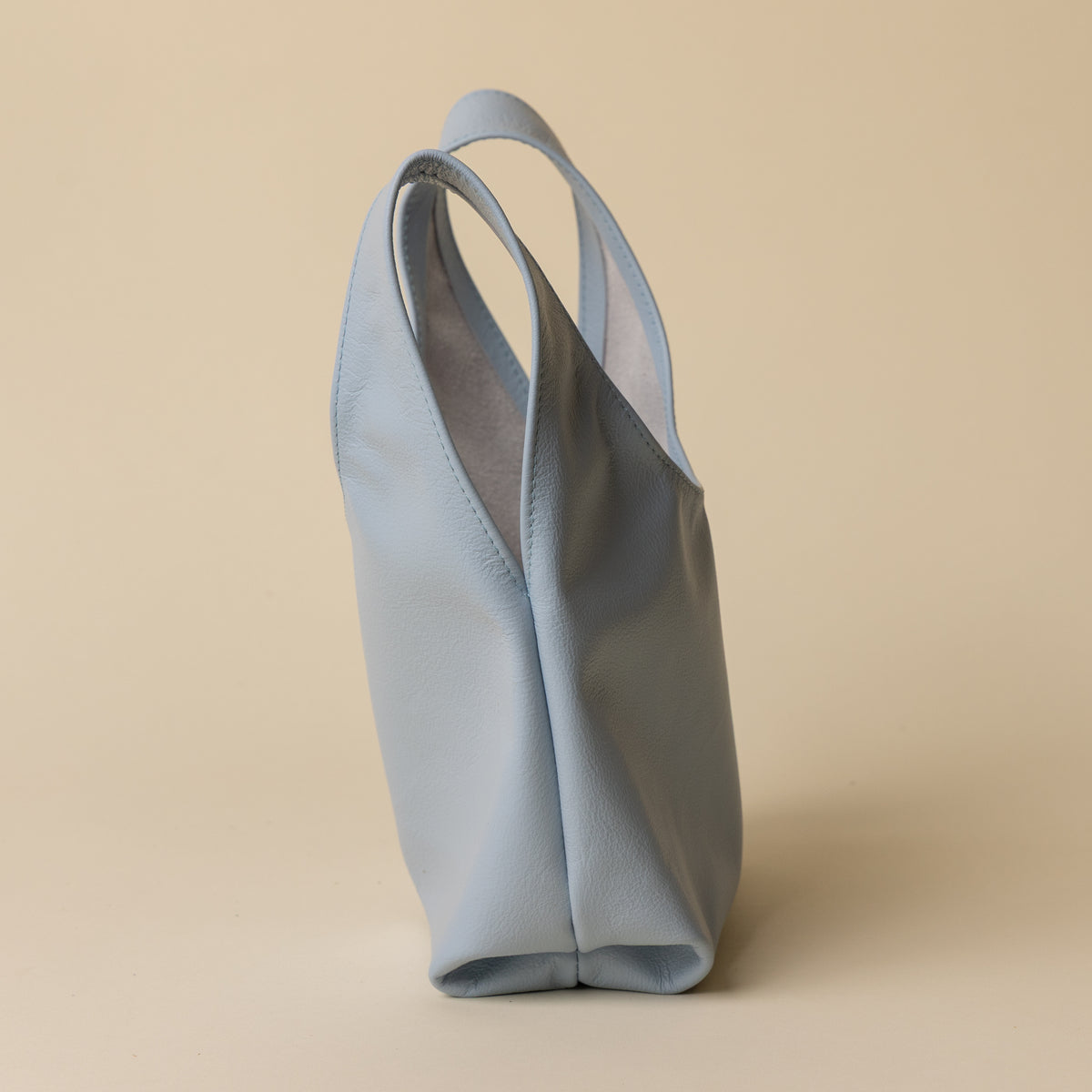 Pale Blue Drifter