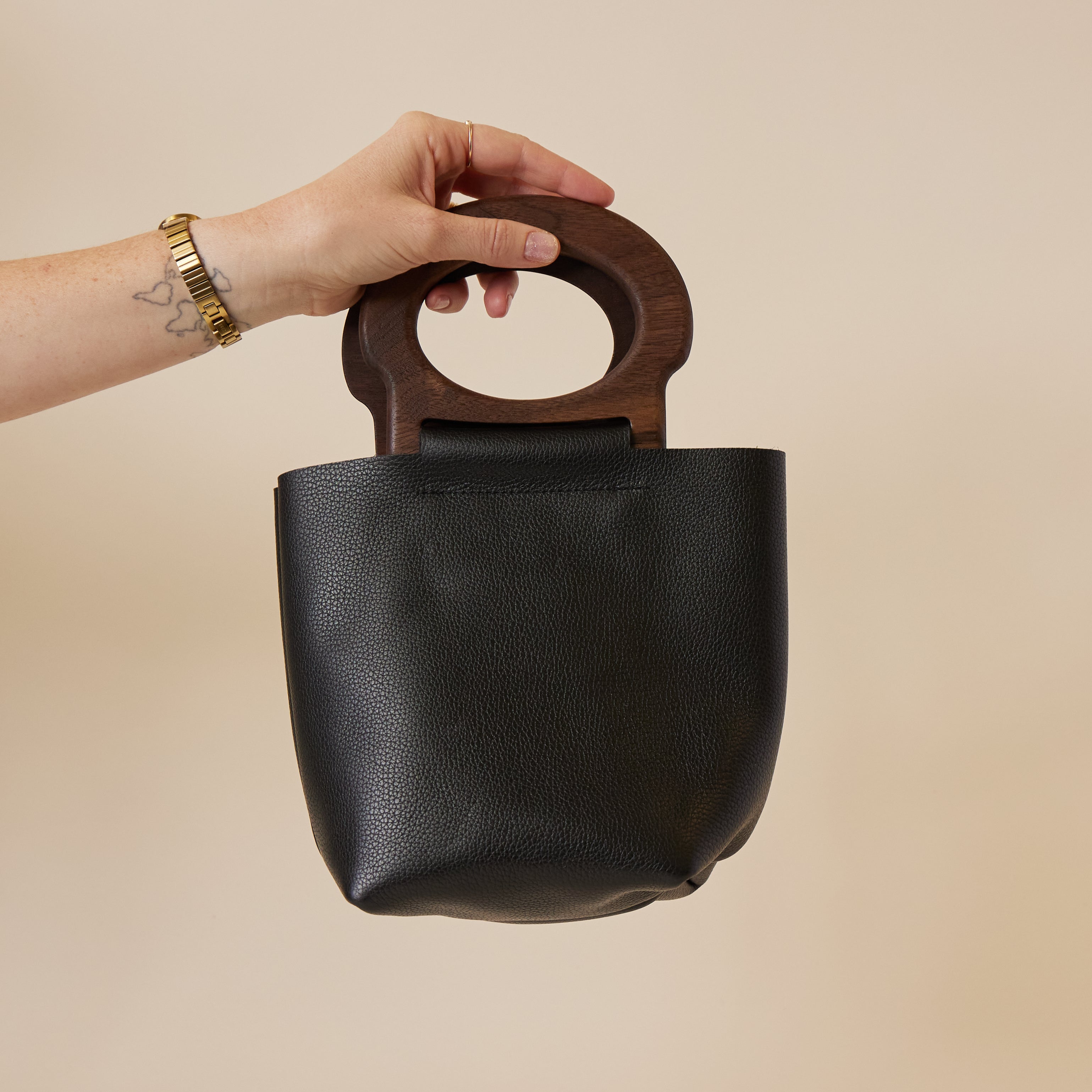 Black/ Walnut Mini Picnic Tote