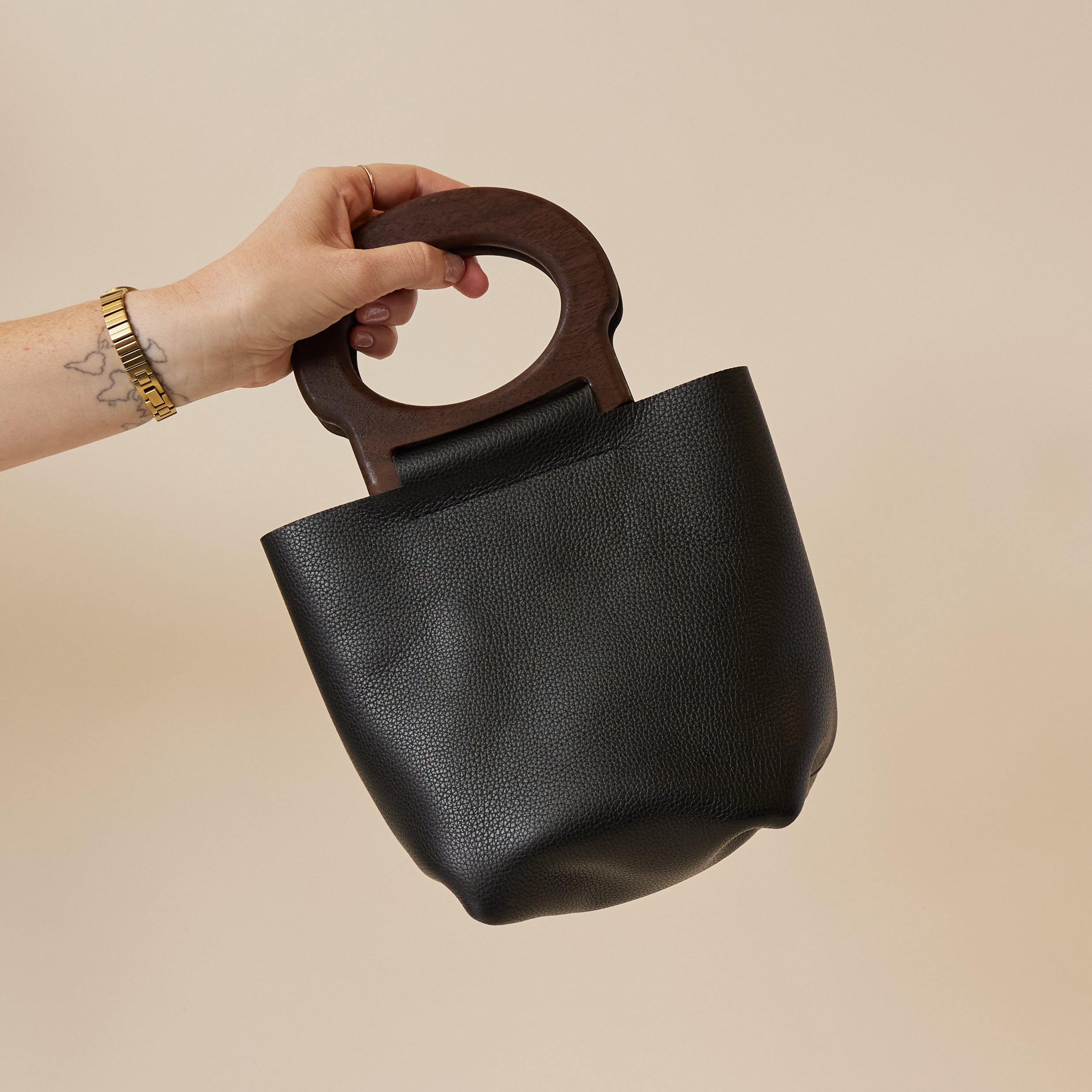 Black/ Walnut Mini Picnic Tote