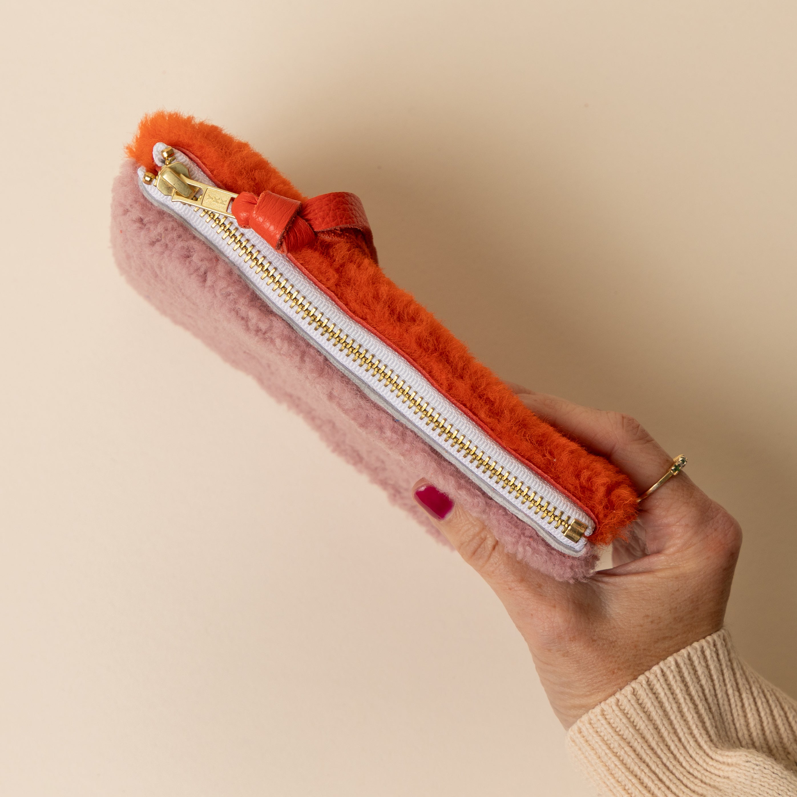 Monarch/Bubblegum Lambswool Essential Pouch