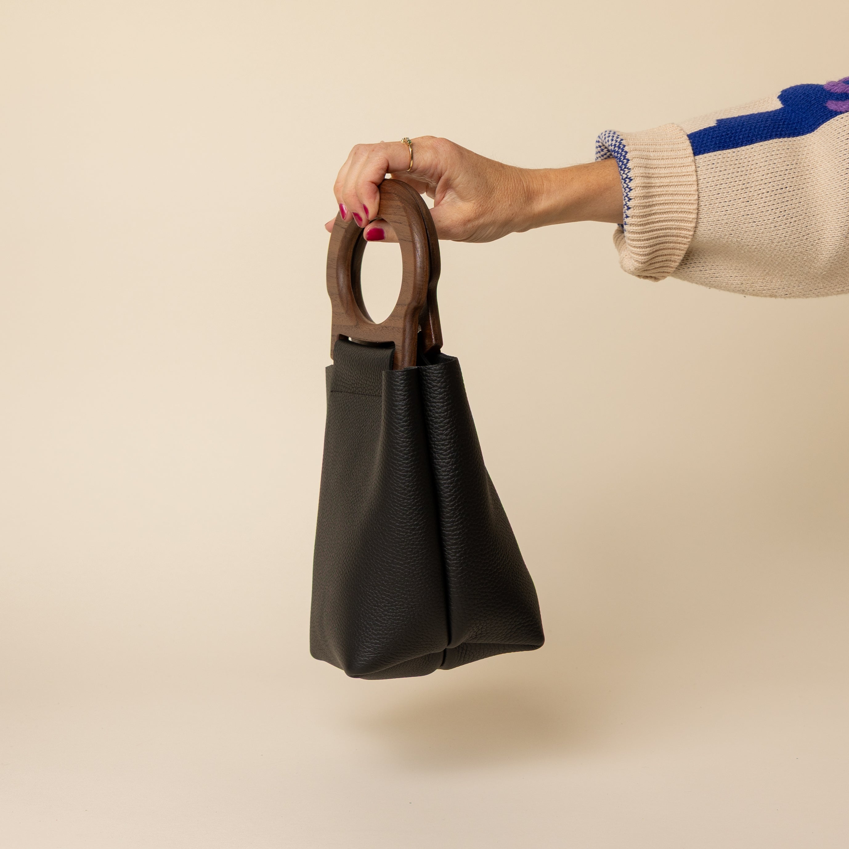 Black/Walnut Mini Picnic Tote